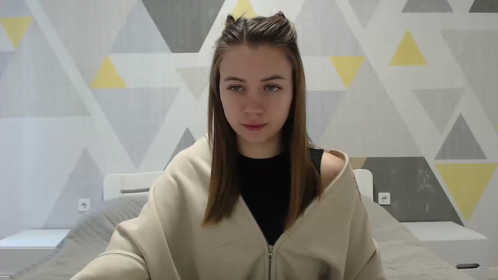 Gallery image thumbnail from Sulfate0's myfreecams stream on, 01/15/2025, 07:45 image 9 of 20