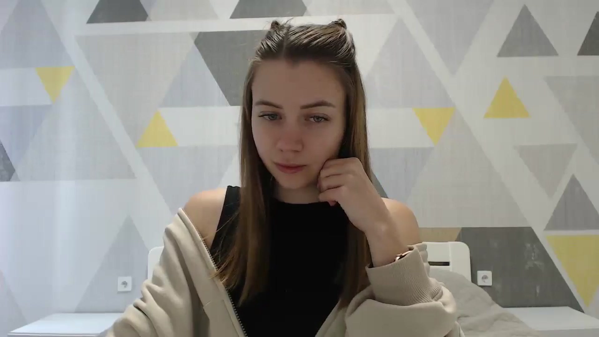 Gallery image thumbnail from Sulfate0's myfreecams stream on, 01/15/2025, 08:18 image 15 of 20