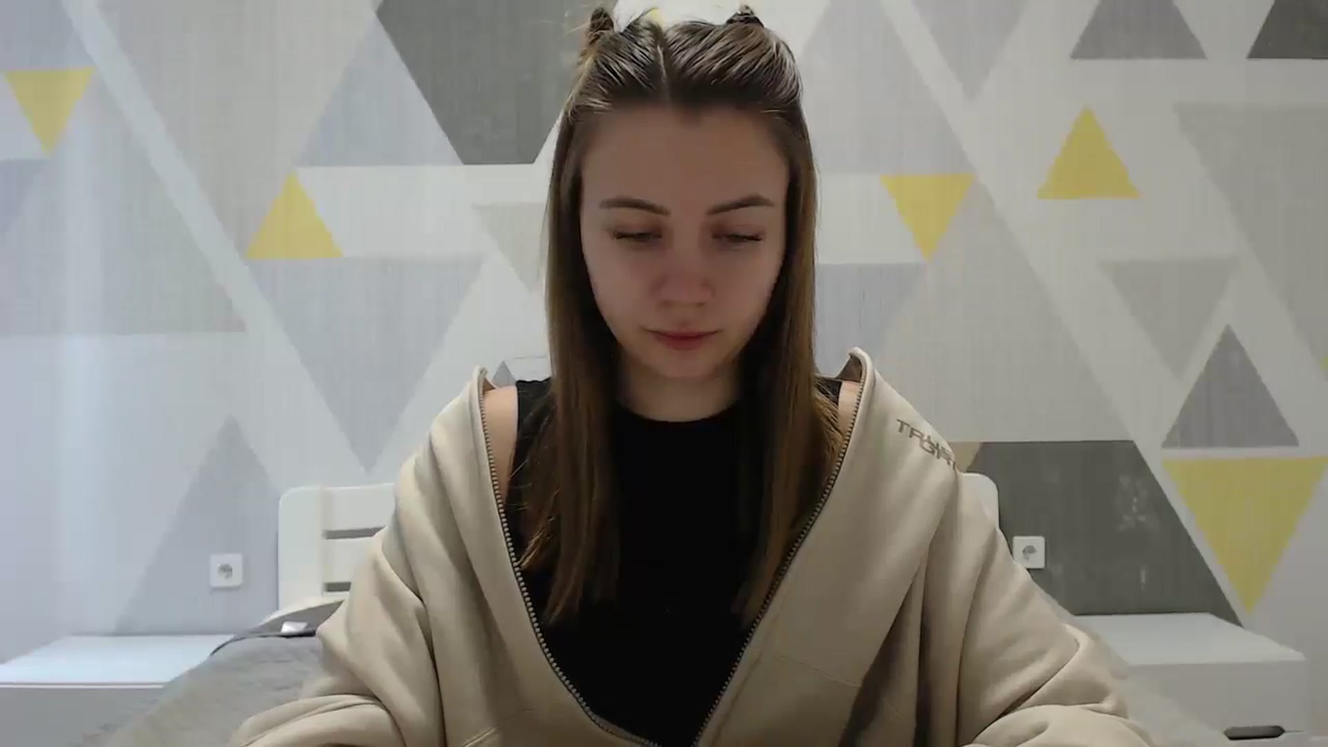 Gallery image thumbnail from Sulfate0's myfreecams stream on, 01/15/2025, 08:18 image 7 of 20