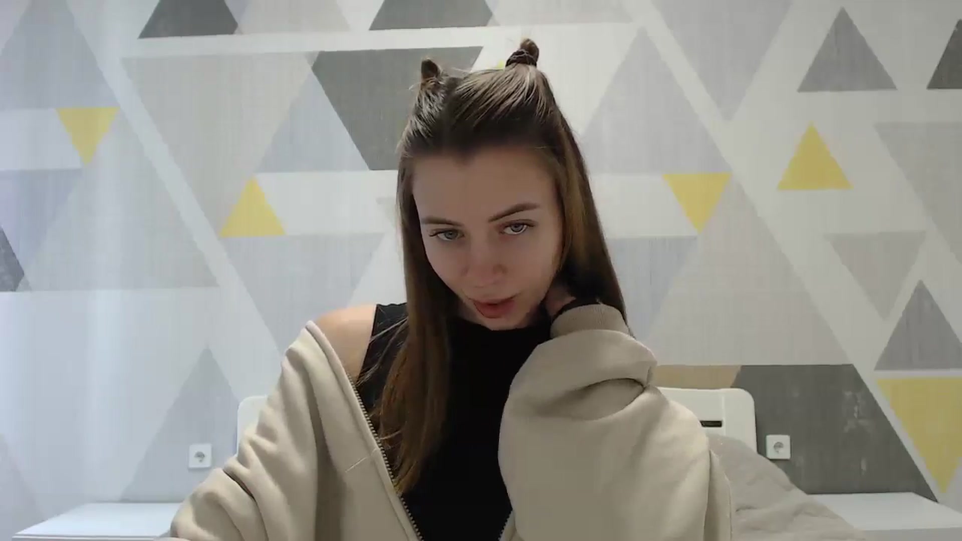 Gallery image thumbnail from Sulfate0's myfreecams stream on, 01/15/2025, 08:18 image 14 of 20