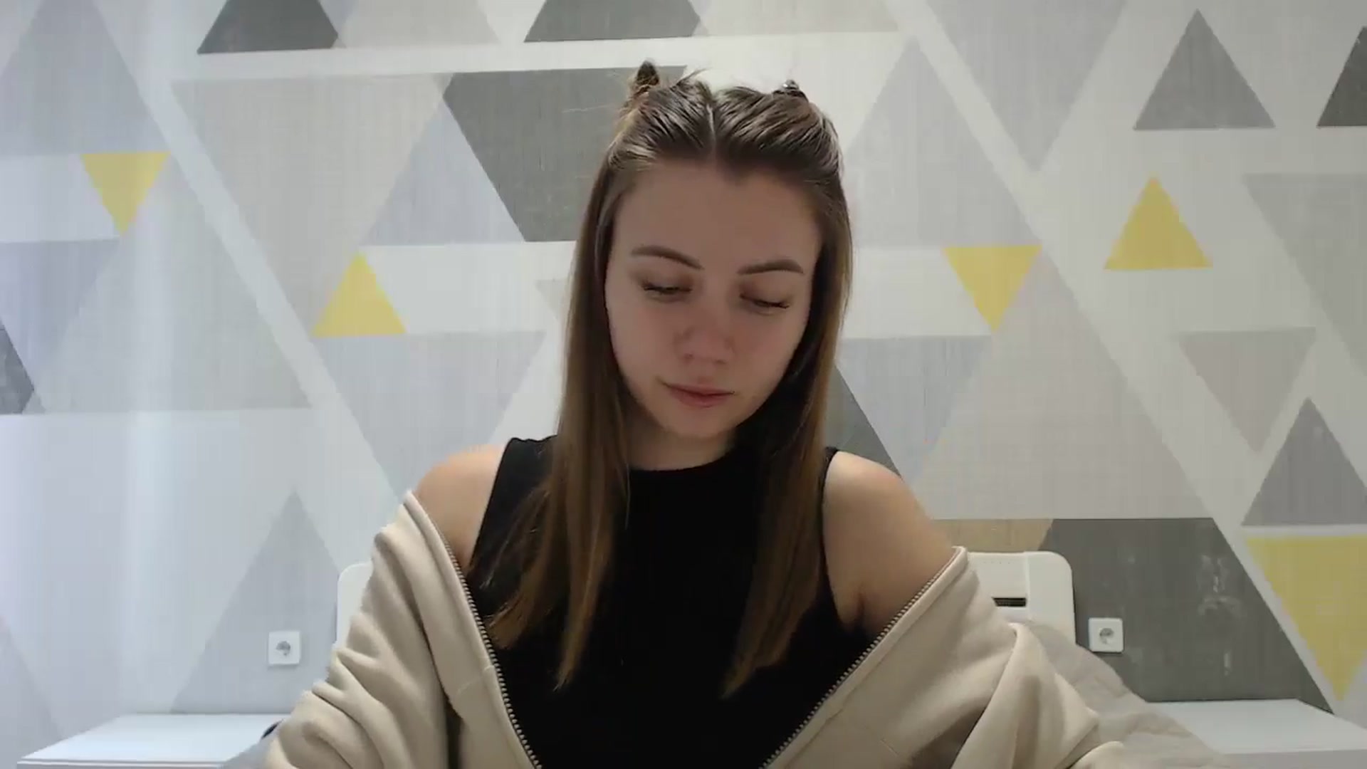 Gallery image thumbnail from Sulfate0's myfreecams stream on, 01/15/2025, 08:18 image 17 of 20