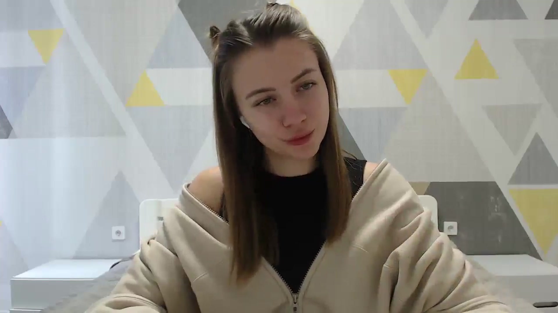 Gallery image thumbnail from Sulfate0's myfreecams stream on, 01/15/2025, 08:42 image 3 of 20