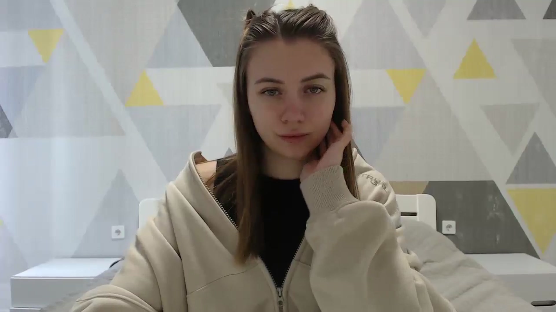 Gallery image thumbnail from Sulfate0's myfreecams stream on, 01/15/2025, 08:42 image 12 of 20