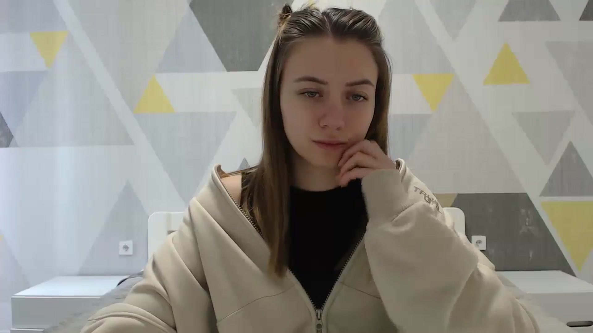 Gallery image thumbnail from Sulfate0's myfreecams stream on, 01/15/2025, 08:42 image 9 of 20