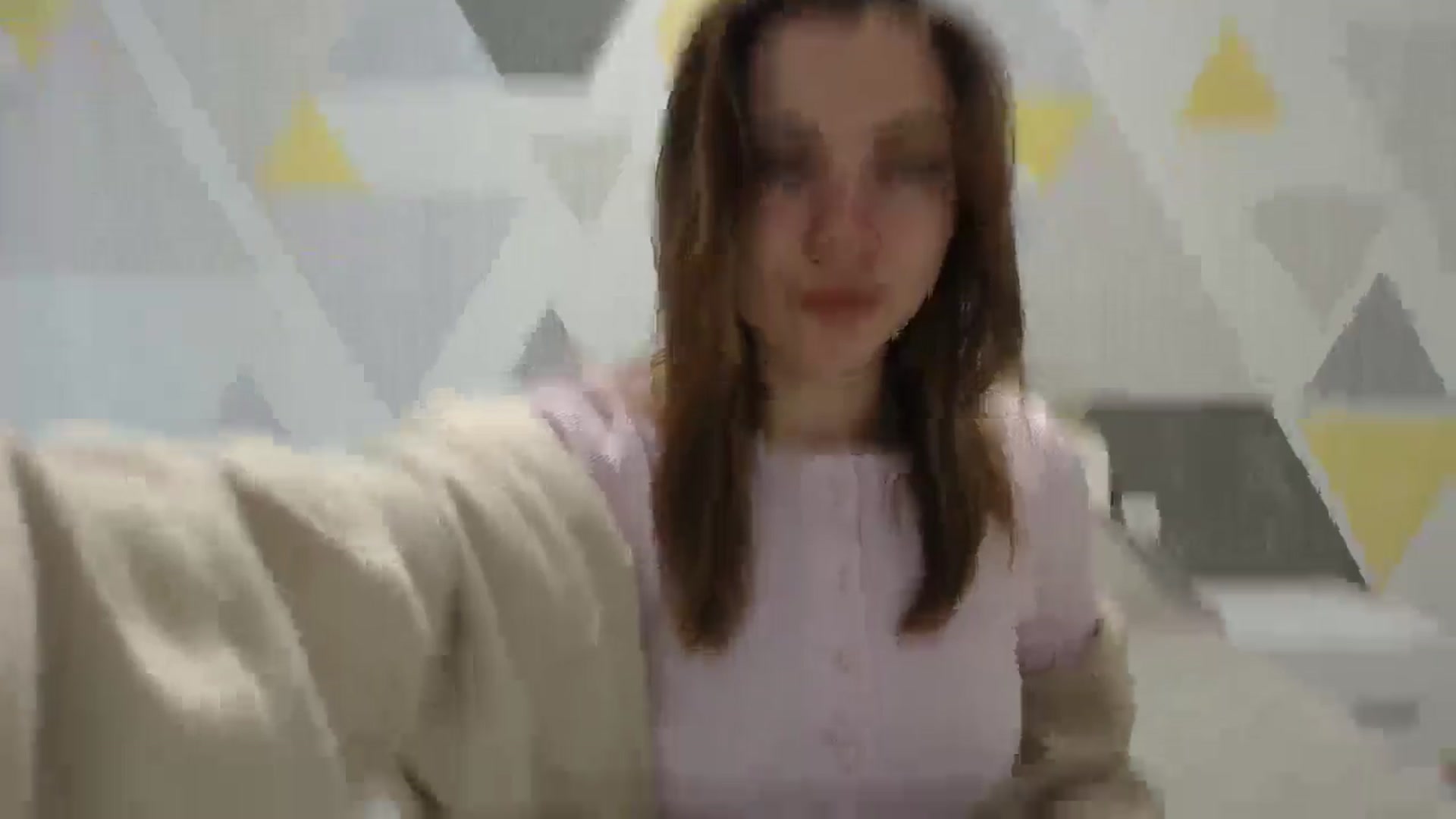 Gallery image thumbnail from Sulfate0's myfreecams stream on, 01/16/2025, 06:52 image 12 of 20