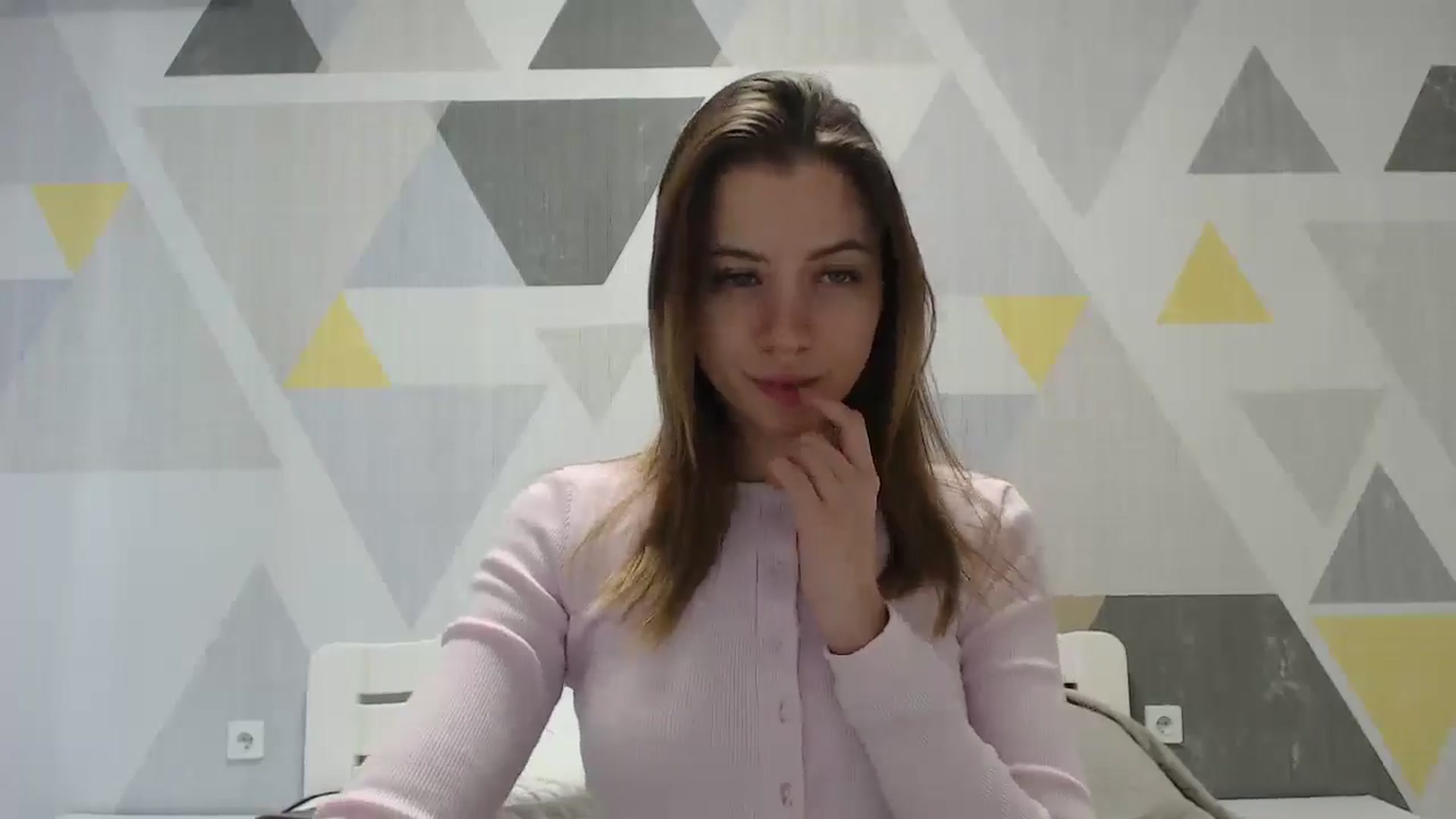 Gallery image thumbnail from Sulfate0's myfreecams stream on, 01/16/2025, 07:16 image 6 of 20