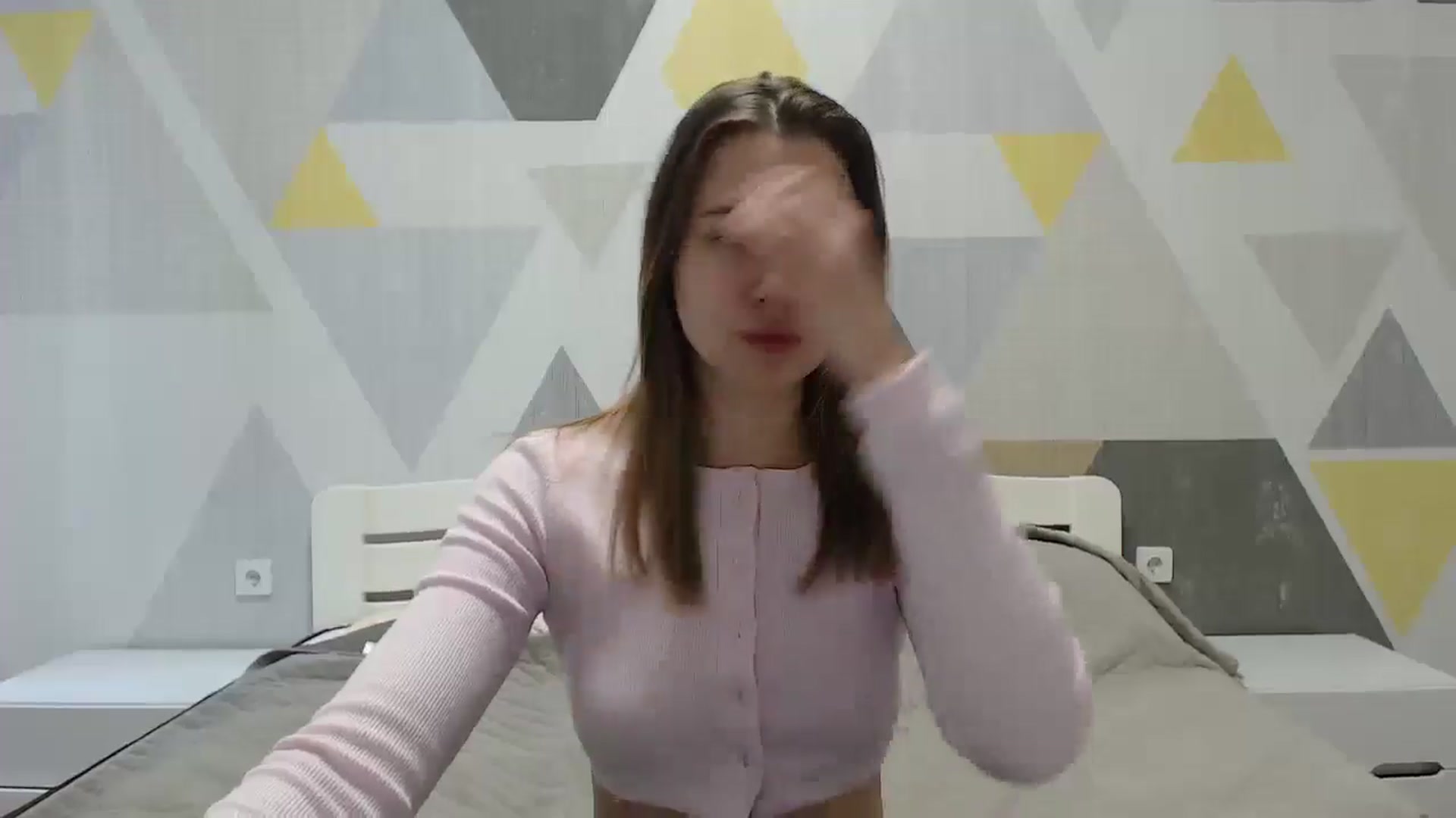 Gallery image thumbnail from Sulfate0's myfreecams stream on, 01/16/2025, 07:16 image 3 of 20