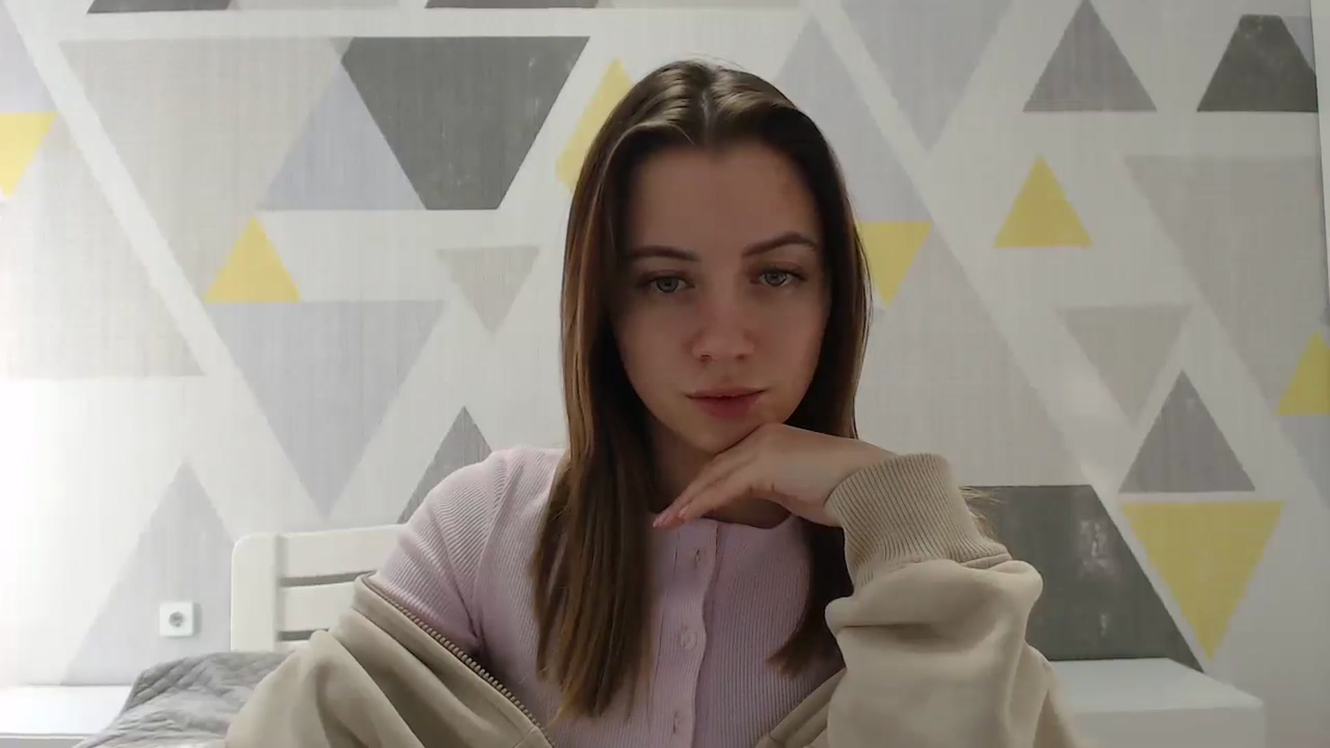 Gallery image thumbnail from Sulfate0's myfreecams stream on, 01/16/2025, 12:14 image 18 of 20