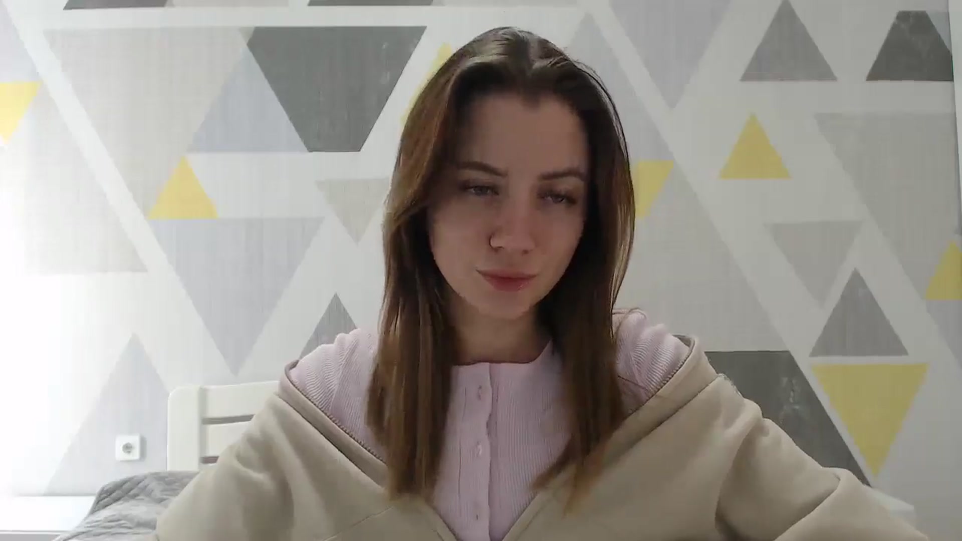 Gallery image thumbnail from Sulfate0's myfreecams stream on, 01/16/2025, 12:14 image 15 of 20
