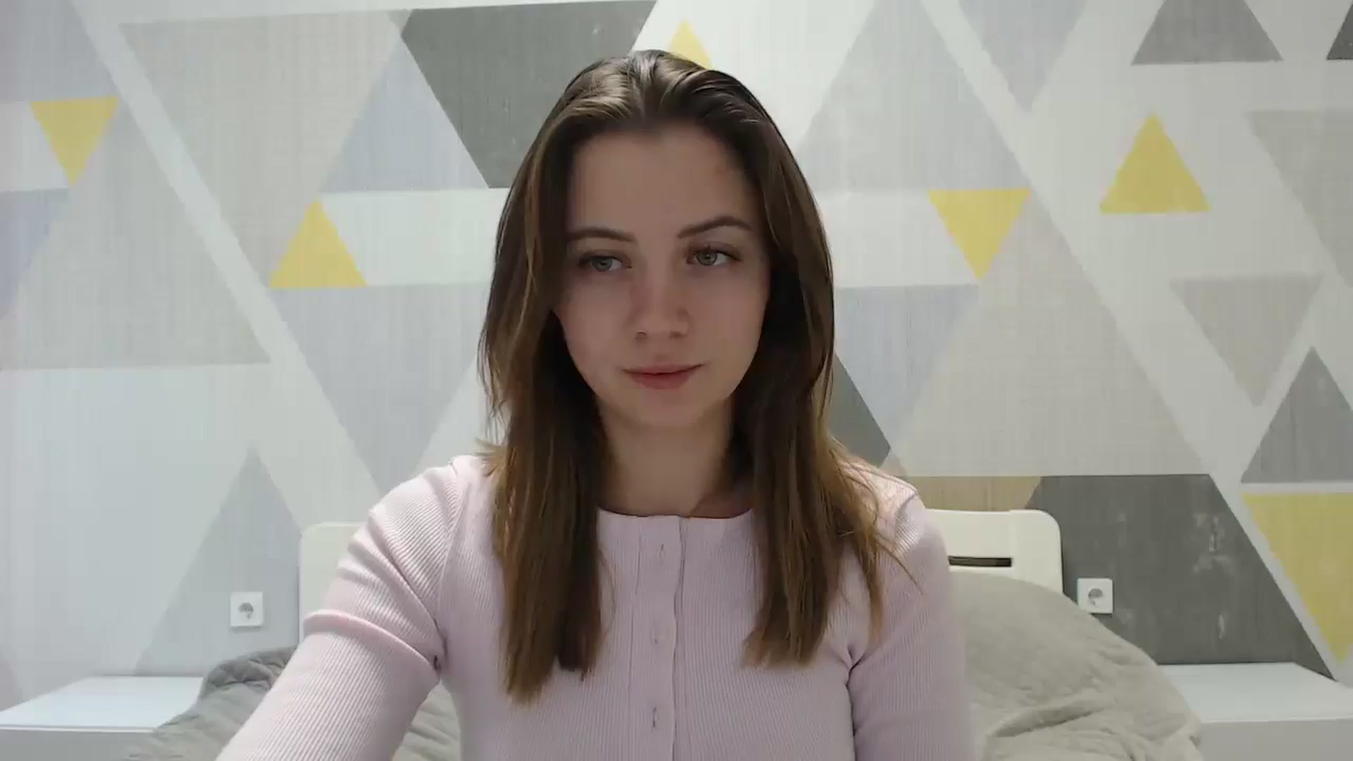 Gallery image thumbnail from Sulfate0's myfreecams stream on, 01/16/2025, 13:43 image 16 of 20