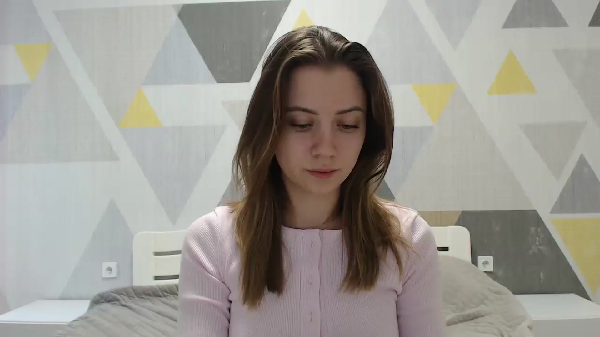 Gallery image thumbnail from Sulfate0's myfreecams stream on, 01/16/2025, 13:43 image 17 of 20