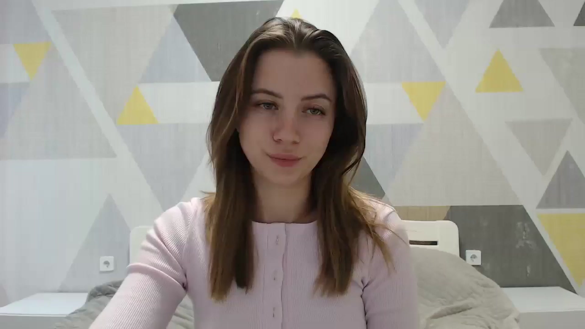 Gallery image thumbnail from Sulfate0's myfreecams stream on, 01/16/2025, 13:43 image 15 of 20