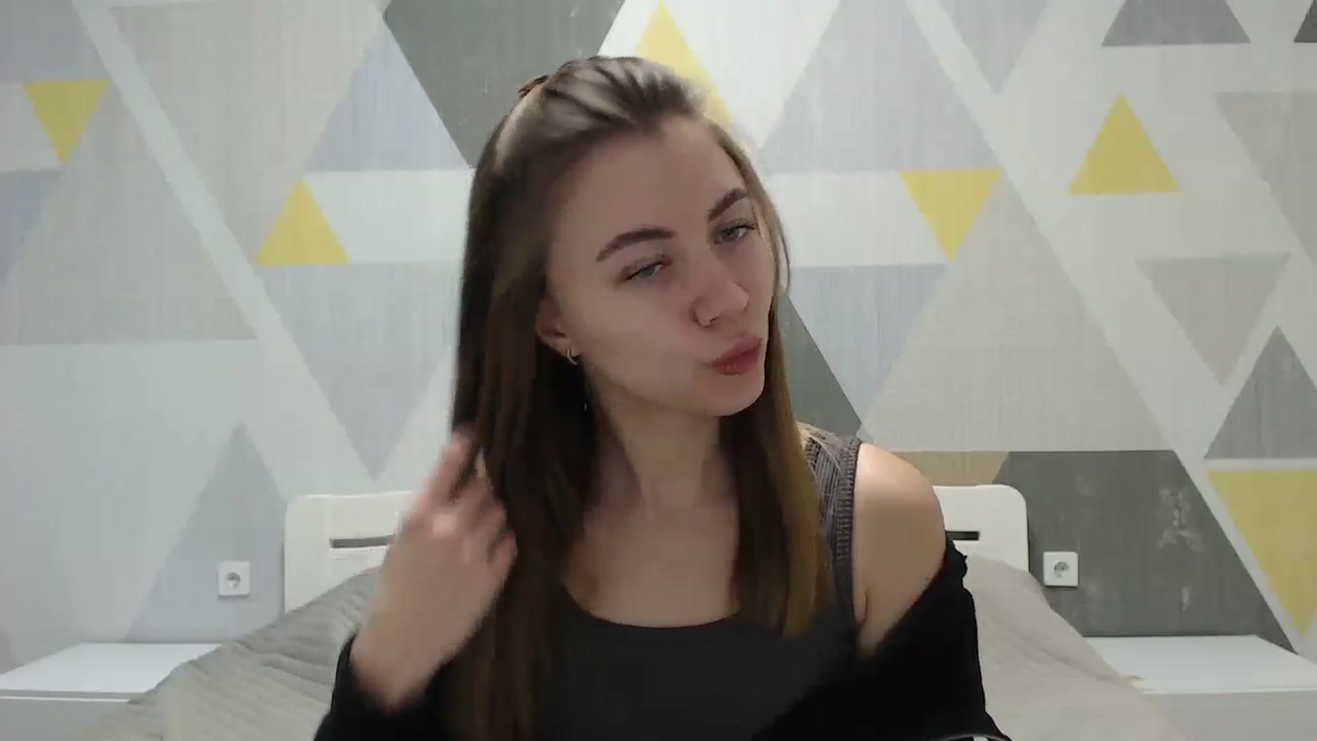 Gallery image thumbnail from Sulfate0's myfreecams stream on, 01/17/2025, 07:03 image 6 of 20