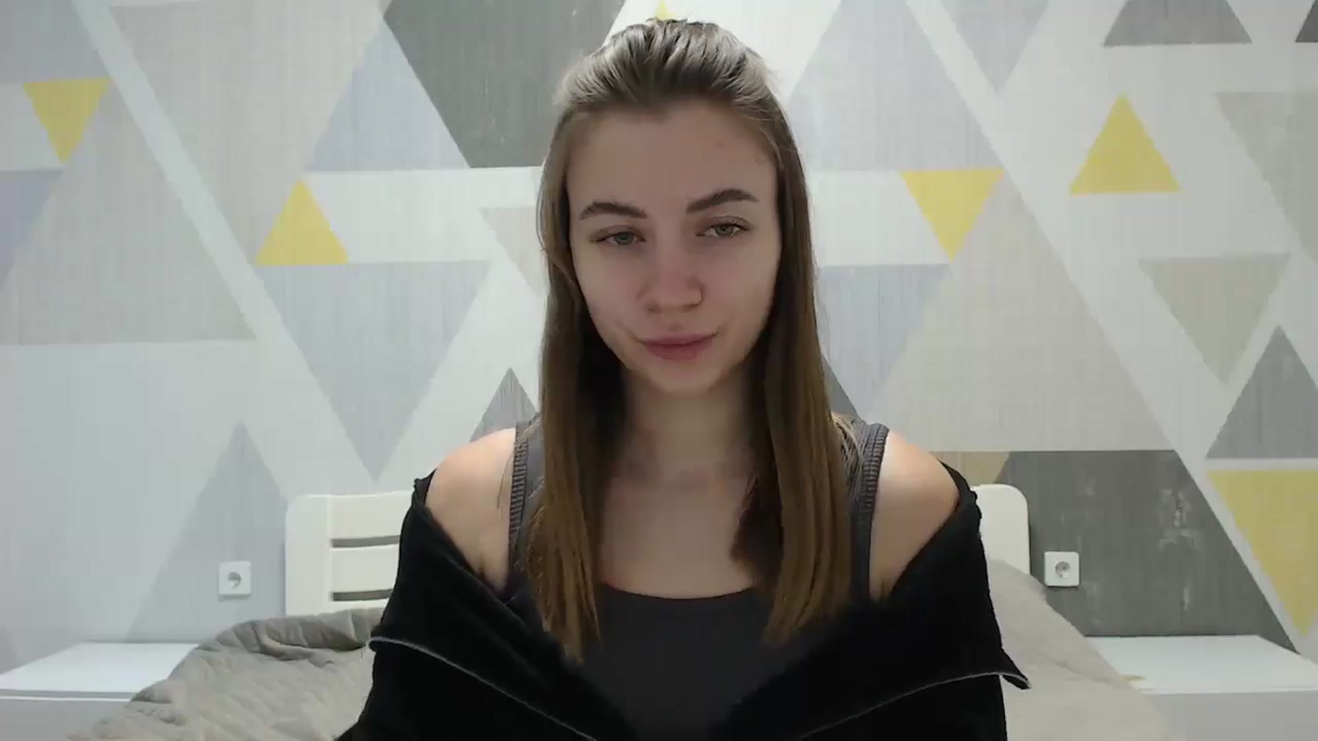 Gallery image thumbnail from Sulfate0's myfreecams stream on, 01/17/2025, 07:03 image 17 of 20