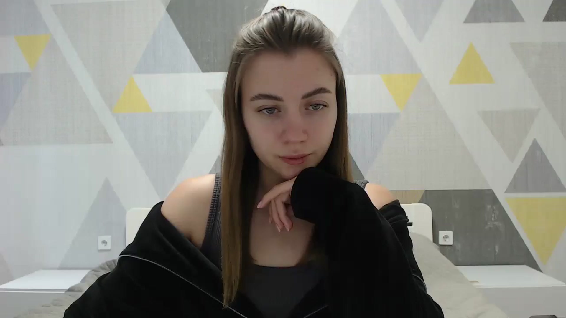 Gallery image thumbnail from Sulfate0's myfreecams stream on, 01/17/2025, 07:45 image 4 of 20