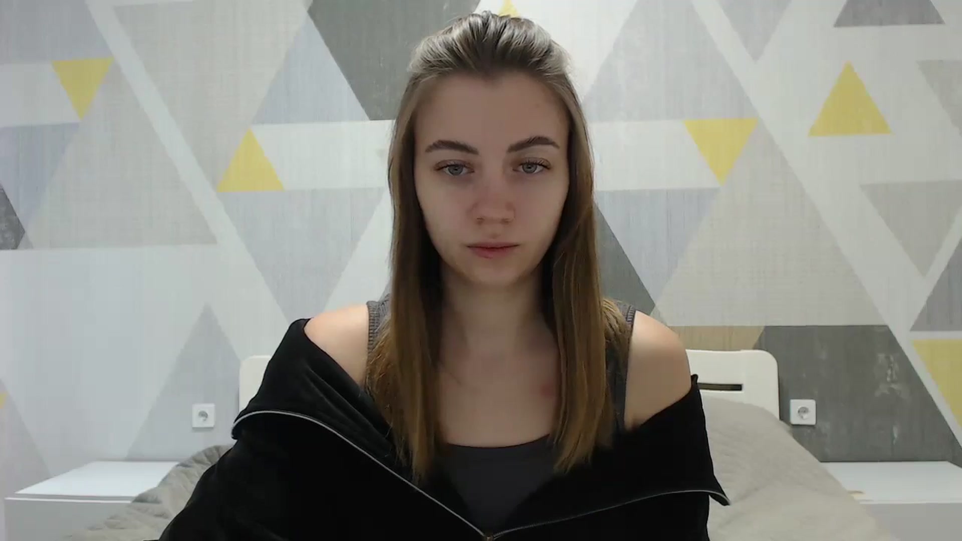 Gallery image thumbnail from Sulfate0's myfreecams stream on, 01/17/2025, 07:45 image 17 of 20