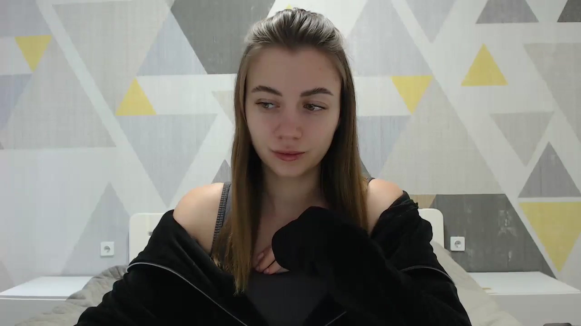 Gallery image thumbnail from Sulfate0's myfreecams stream on, 01/17/2025, 07:45 image 6 of 20