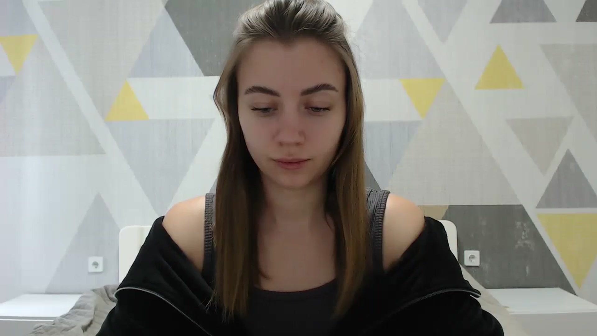 Gallery image thumbnail from Sulfate0's myfreecams stream on, 01/17/2025, 08:25 image 9 of 20