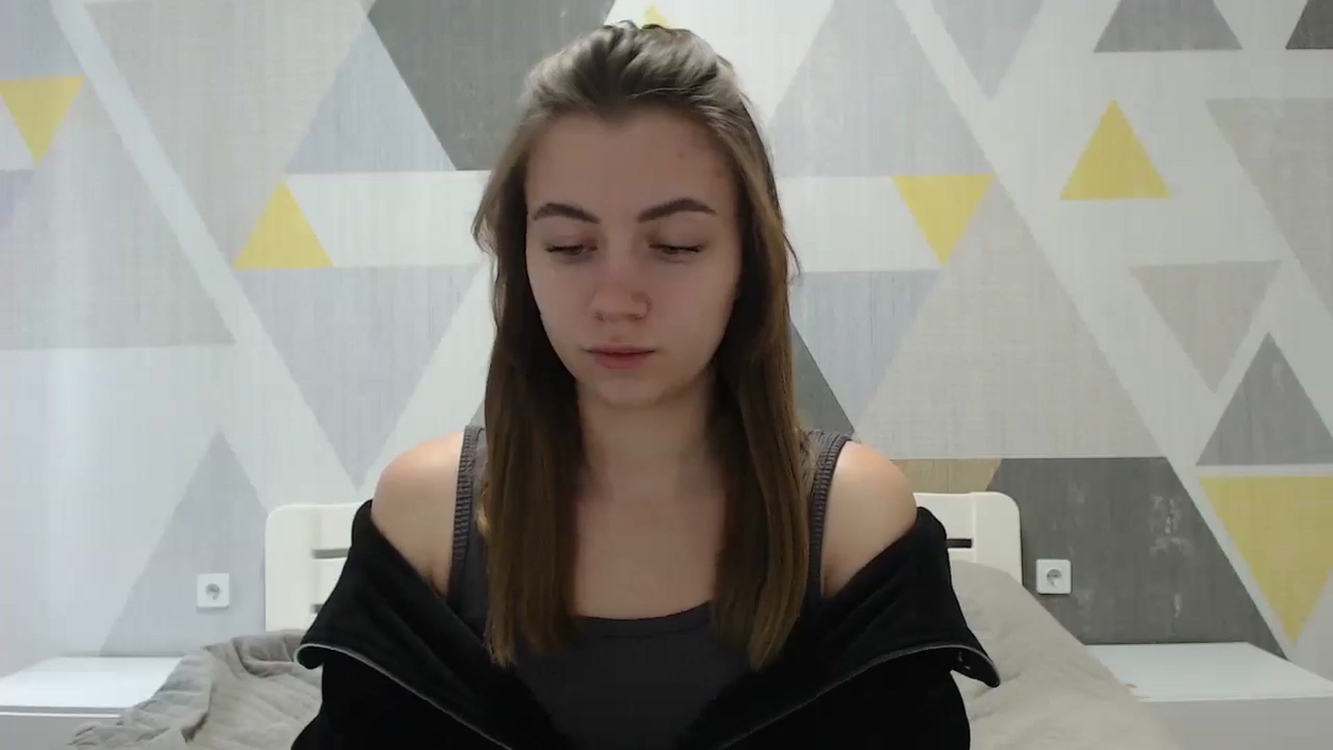 Gallery image thumbnail from Sulfate0's myfreecams stream on, 01/17/2025, 08:25 image 12 of 20