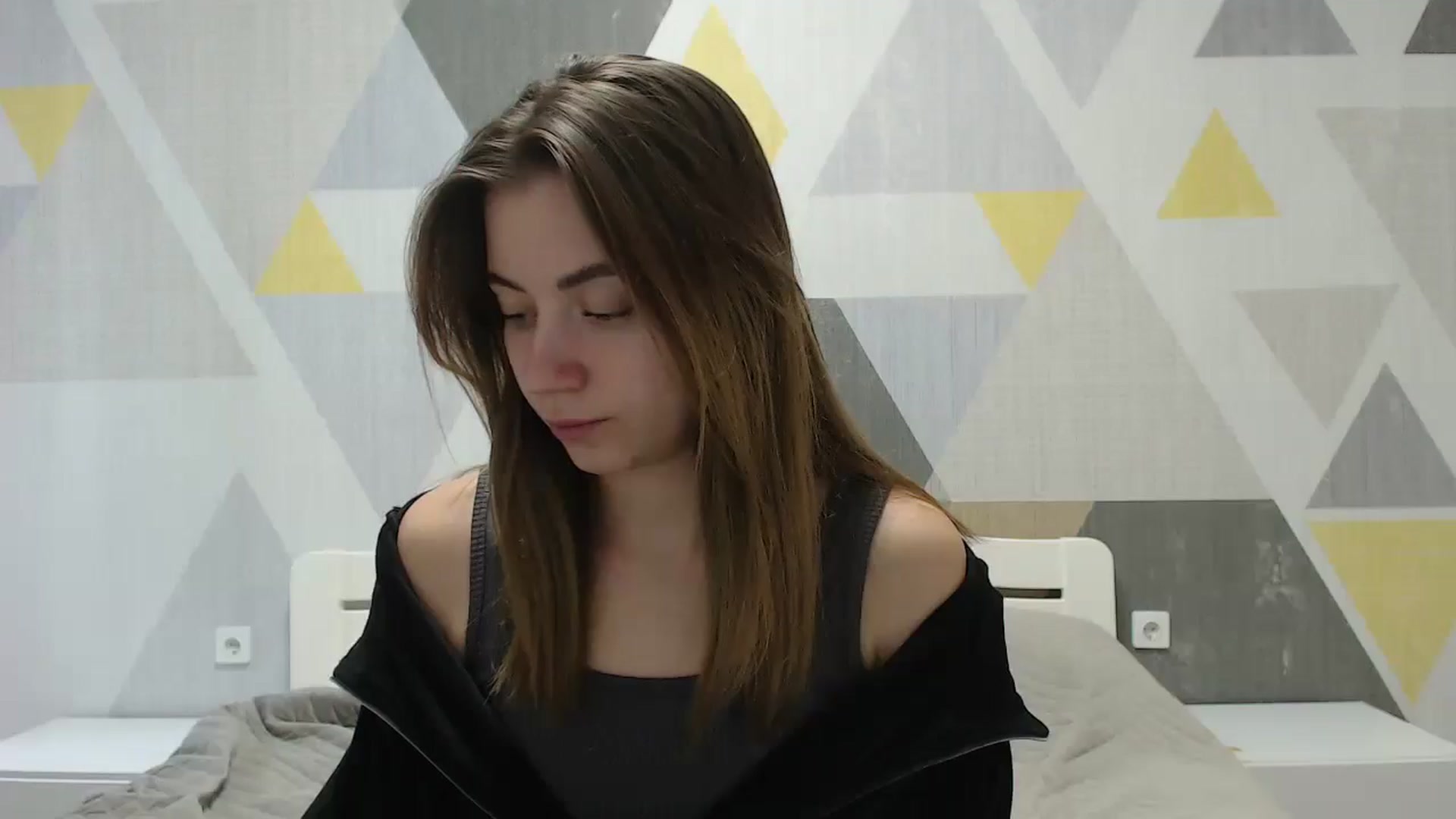 Gallery image thumbnail from Sulfate0's myfreecams stream on, 01/17/2025, 08:25 image 18 of 20