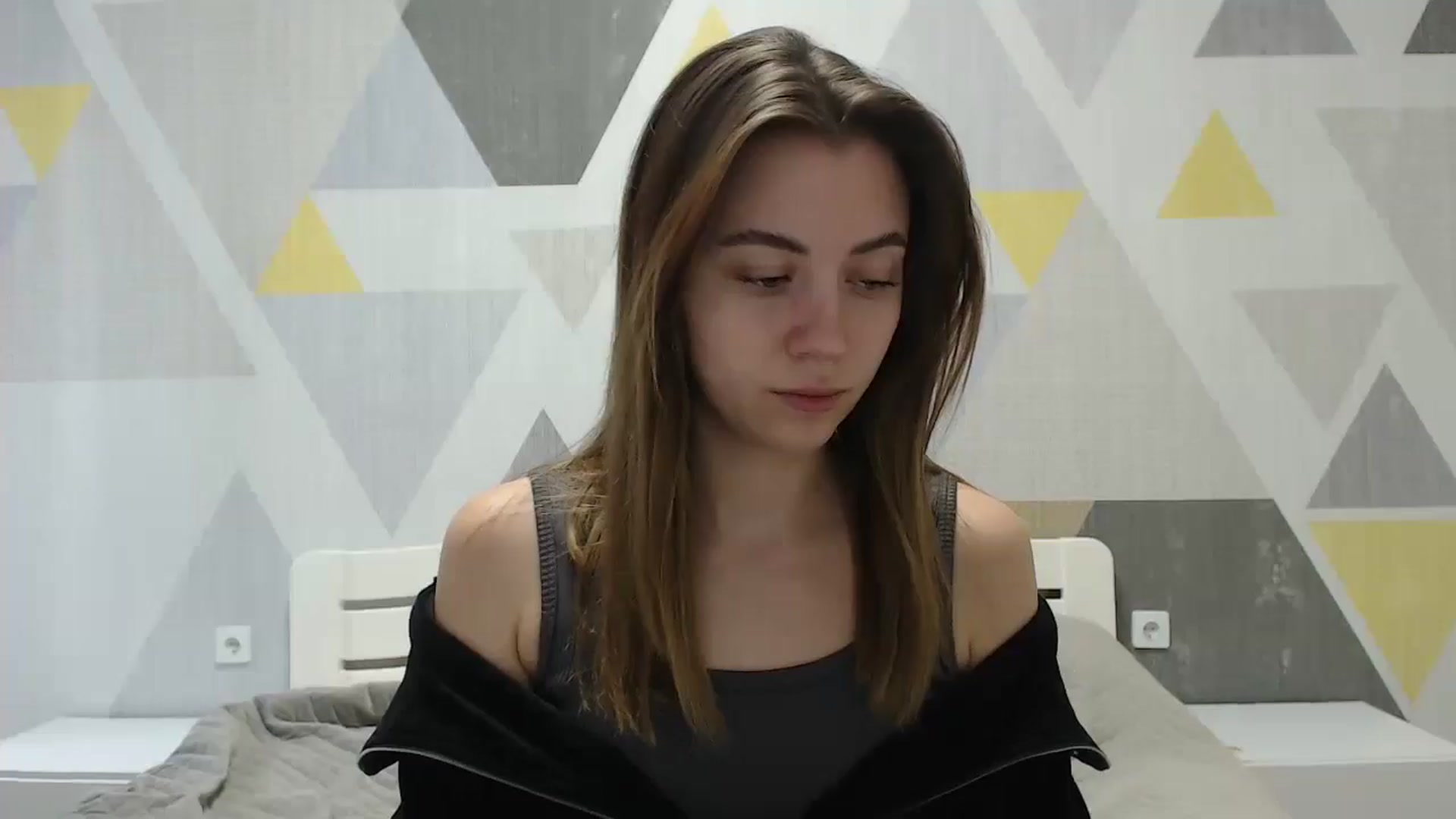 Gallery image thumbnail from Sulfate0's myfreecams stream on, 01/17/2025, 08:25 image 15 of 20