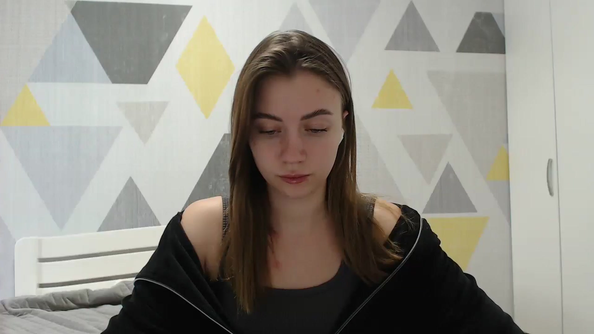Gallery image thumbnail from Sulfate0's myfreecams stream on, 01/17/2025, 09:43 image 19 of 20