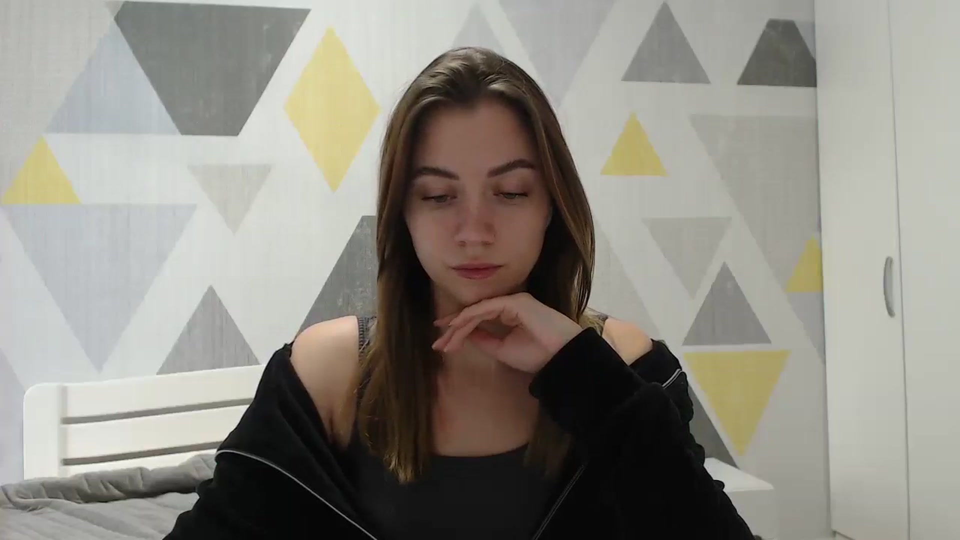 Gallery image thumbnail from Sulfate0's myfreecams stream on, 01/17/2025, 09:43 image 18 of 20