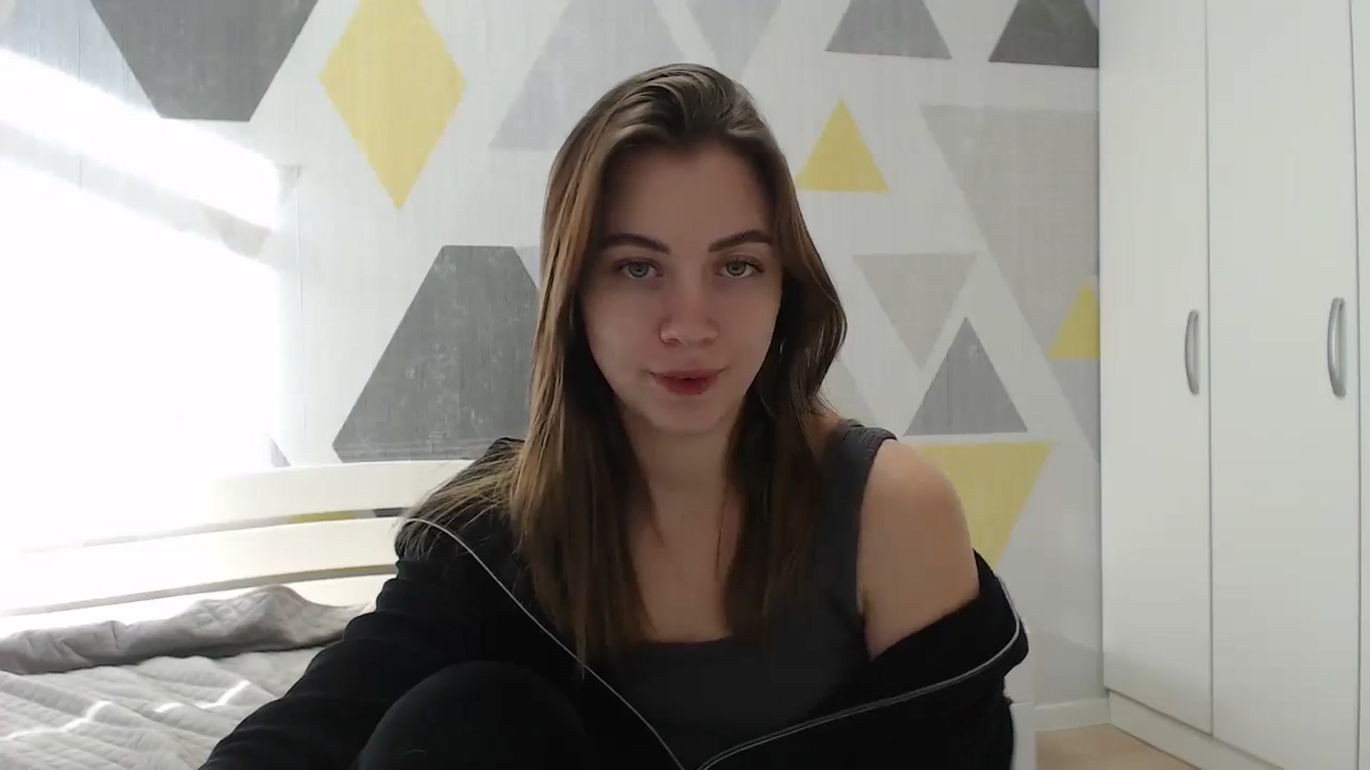 Gallery image thumbnail from Sulfate0's myfreecams stream on, 01/17/2025, 09:43 image 13 of 20