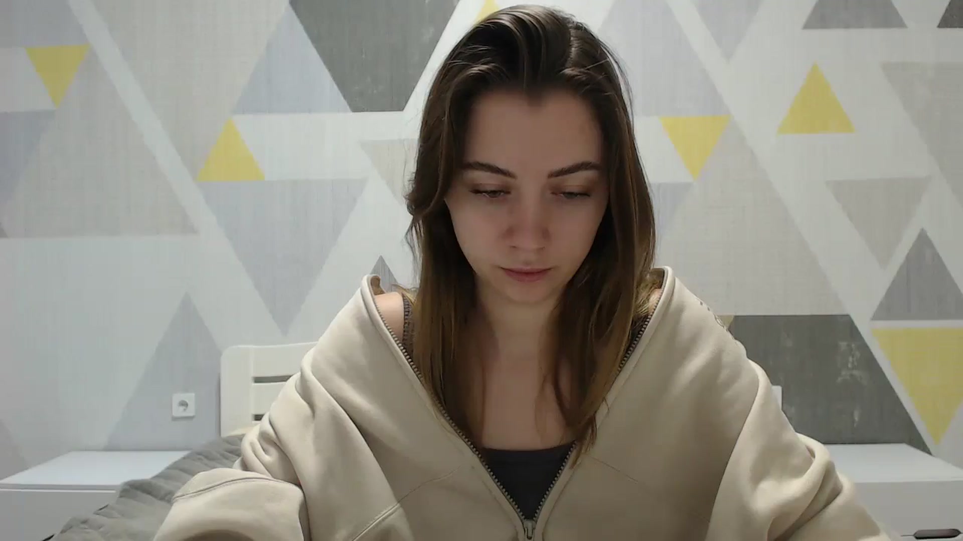 Gallery image thumbnail from Sulfate0's myfreecams stream on, 01/18/2025, 08:23 image 6 of 20