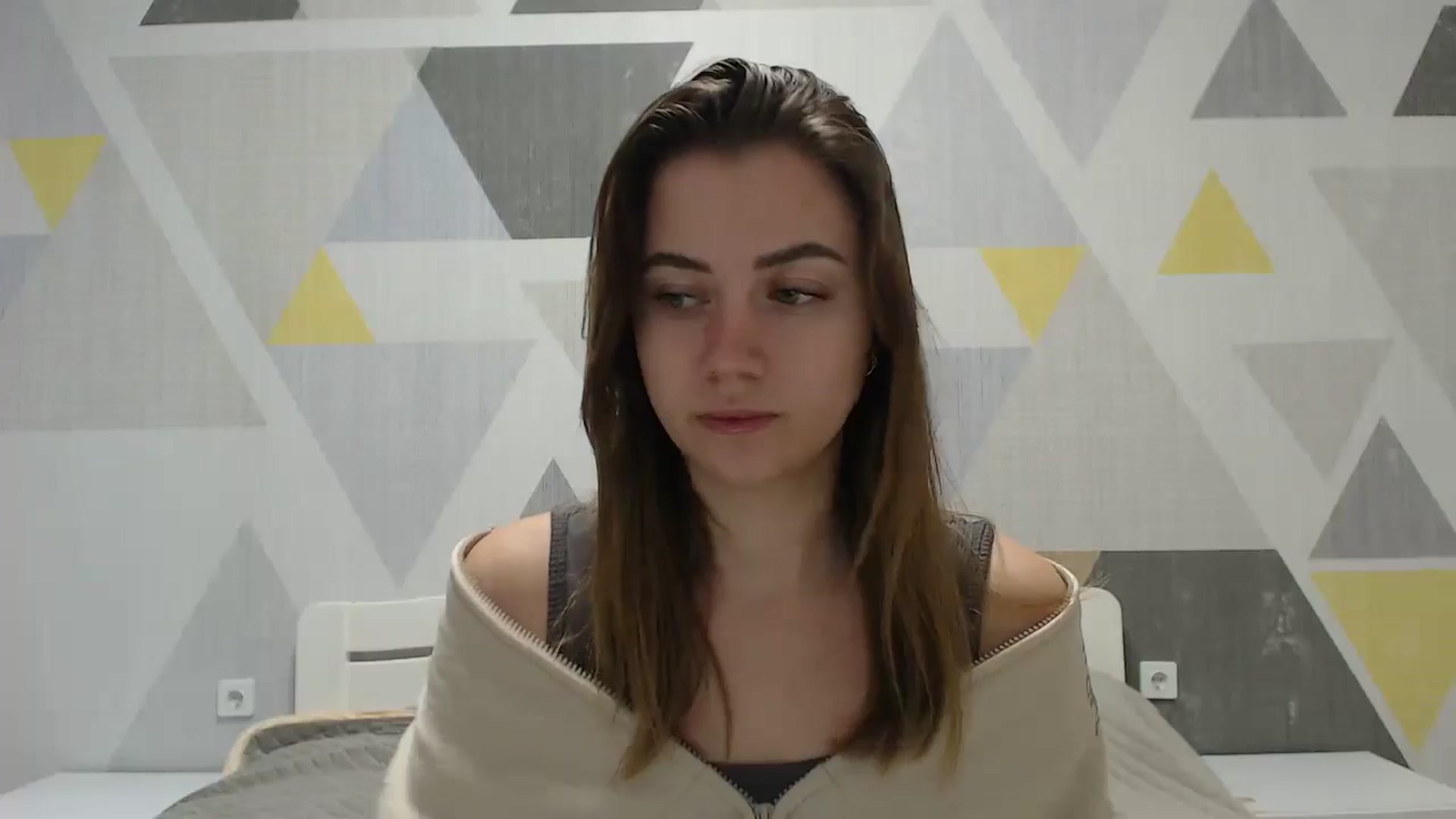 Gallery image thumbnail from Sulfate0's myfreecams stream on, 01/18/2025, 09:45 image 15 of 20