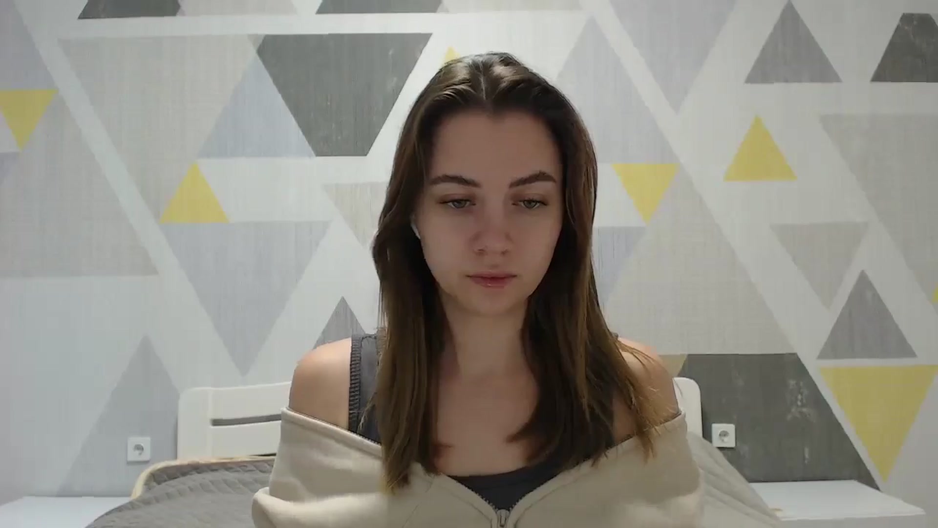 Gallery image thumbnail from Sulfate0's myfreecams stream on, 01/18/2025, 09:45 image 7 of 20