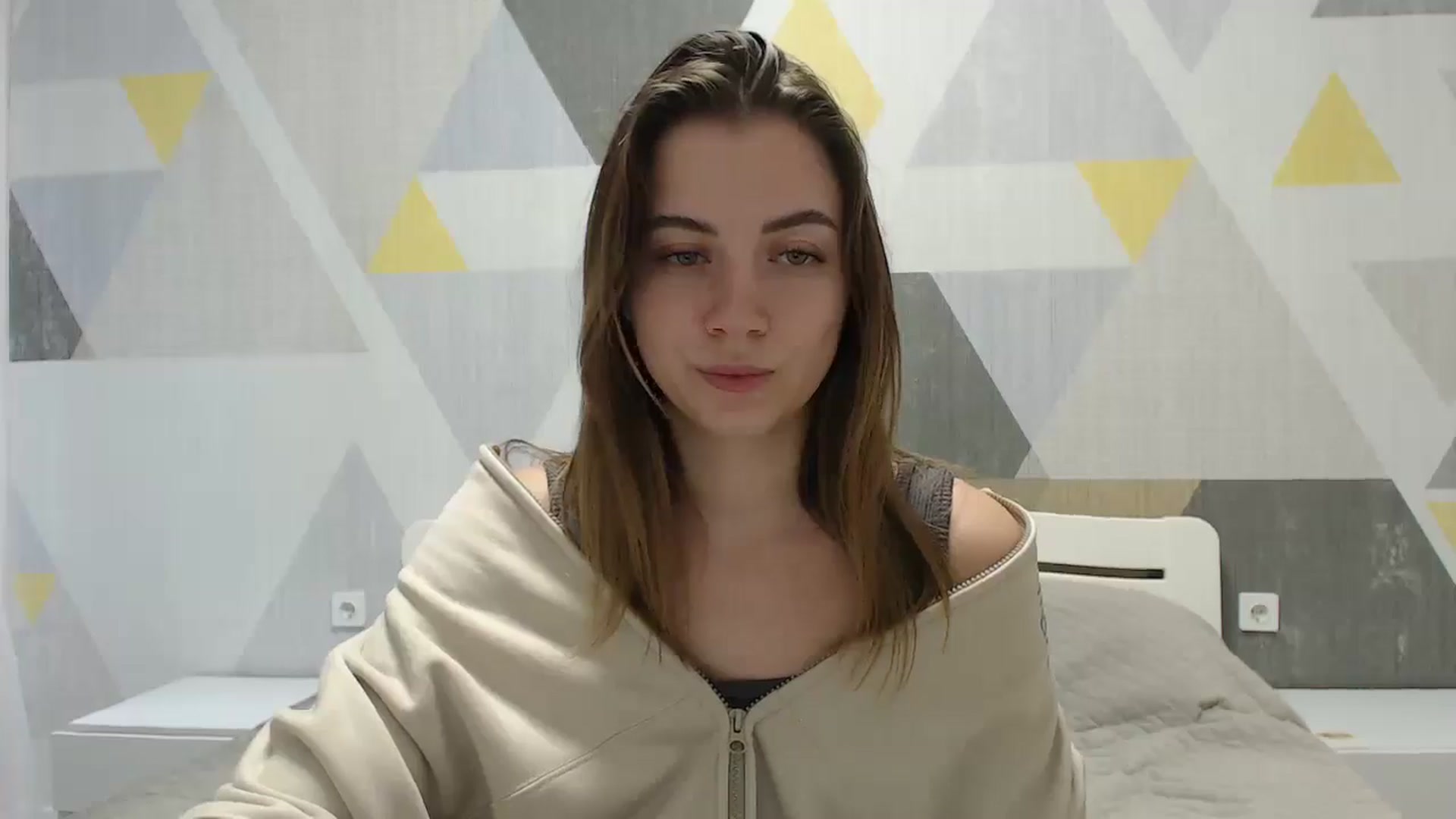 Gallery image thumbnail from Sulfate0's myfreecams stream on, 01/18/2025, 10:48 image 15 of 20