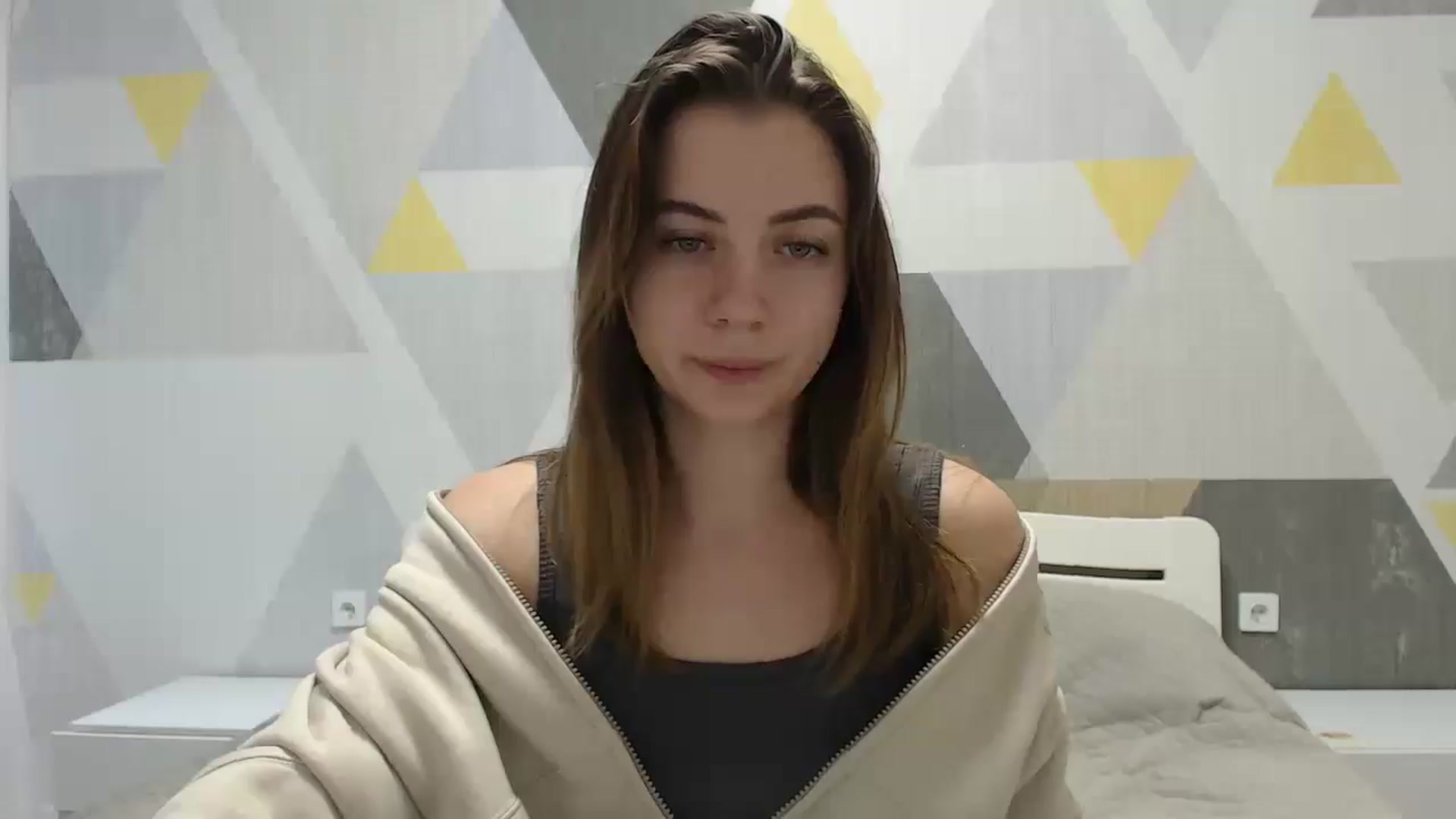 Gallery image thumbnail from Sulfate0's myfreecams stream on, 01/18/2025, 10:48 image 16 of 20
