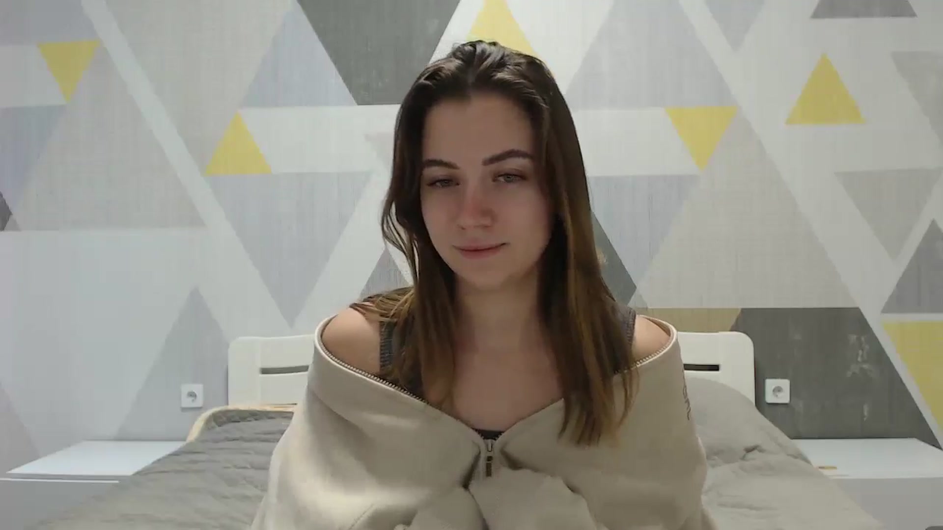 Gallery image thumbnail from Sulfate0's myfreecams stream on, 01/18/2025, 10:48 image 2 of 20