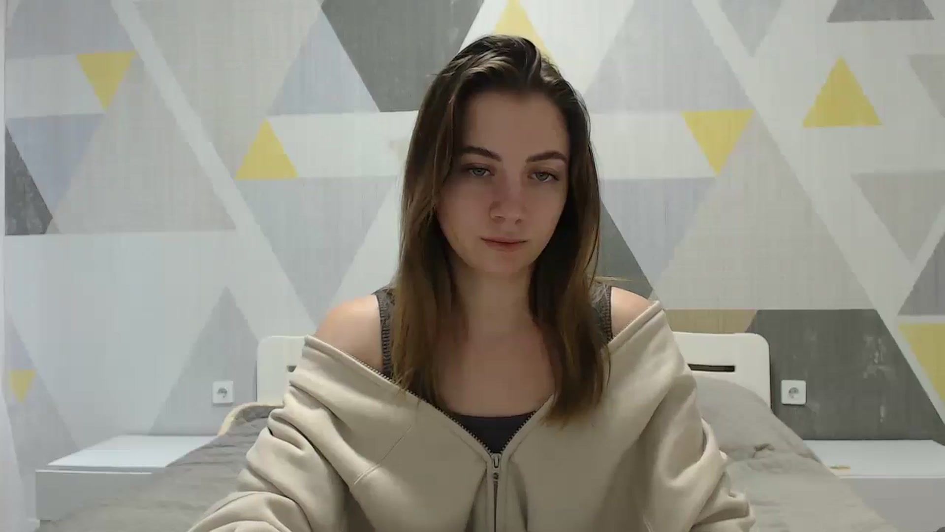 Gallery image thumbnail from Sulfate0's myfreecams stream on, 01/18/2025, 10:48 image 13 of 20