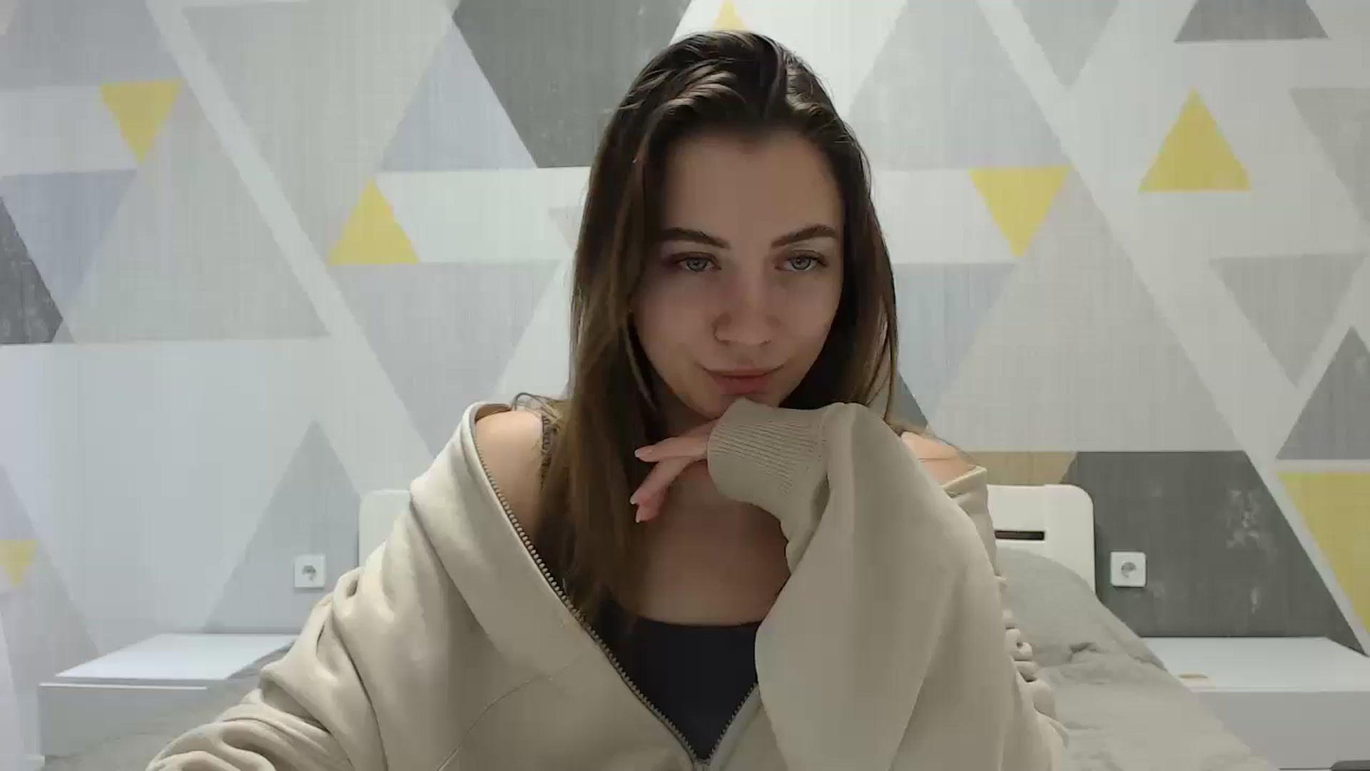 Gallery image thumbnail from Sulfate0's myfreecams stream on, 01/18/2025, 10:48 image 19 of 20