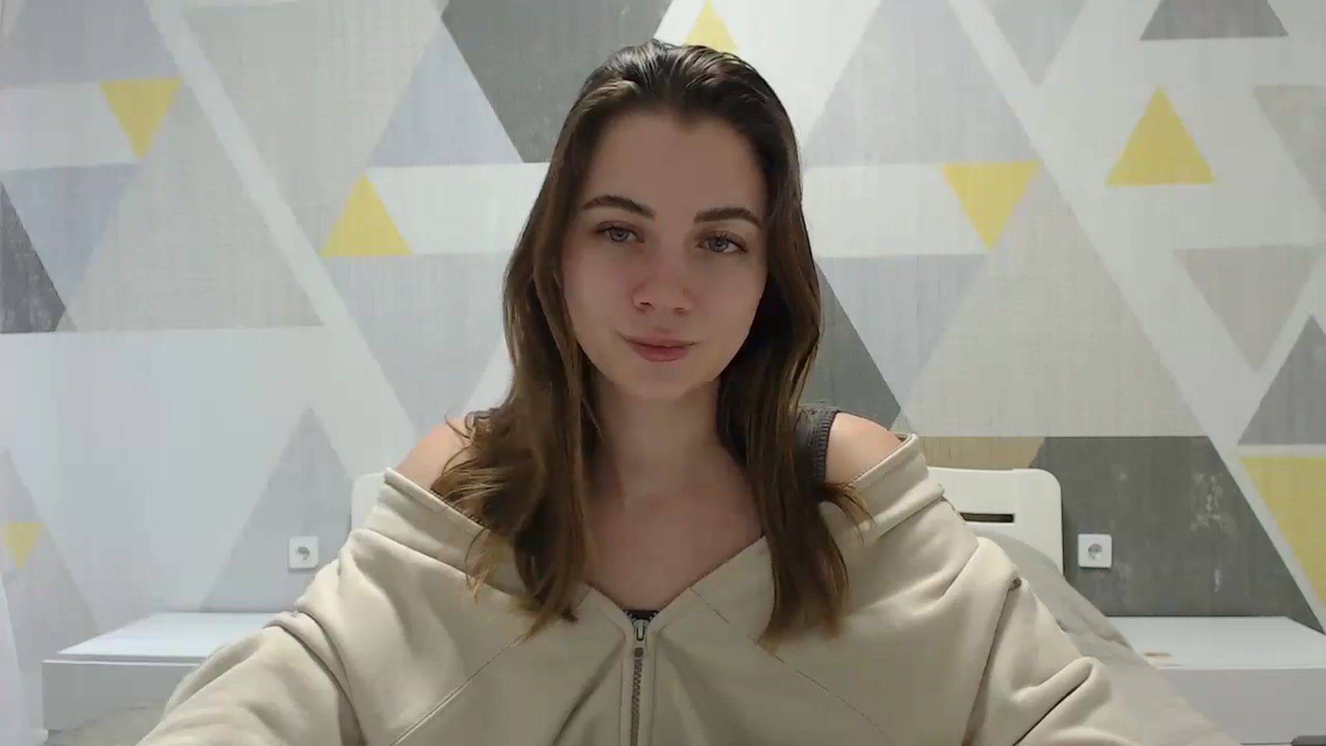 Gallery image thumbnail from Sulfate0's myfreecams stream on, 01/18/2025, 11:15 image 16 of 20