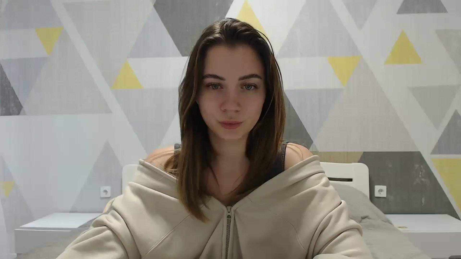 Gallery image thumbnail from Sulfate0's myfreecams stream on, 01/18/2025, 11:15 image 15 of 20