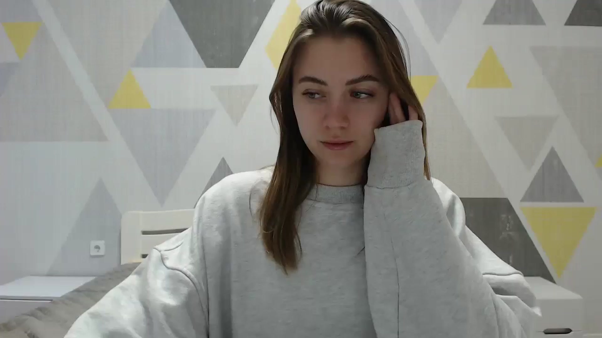 Gallery image thumbnail from Sulfate0's myfreecams stream on, 01/19/2025, 07:47 image 17 of 20