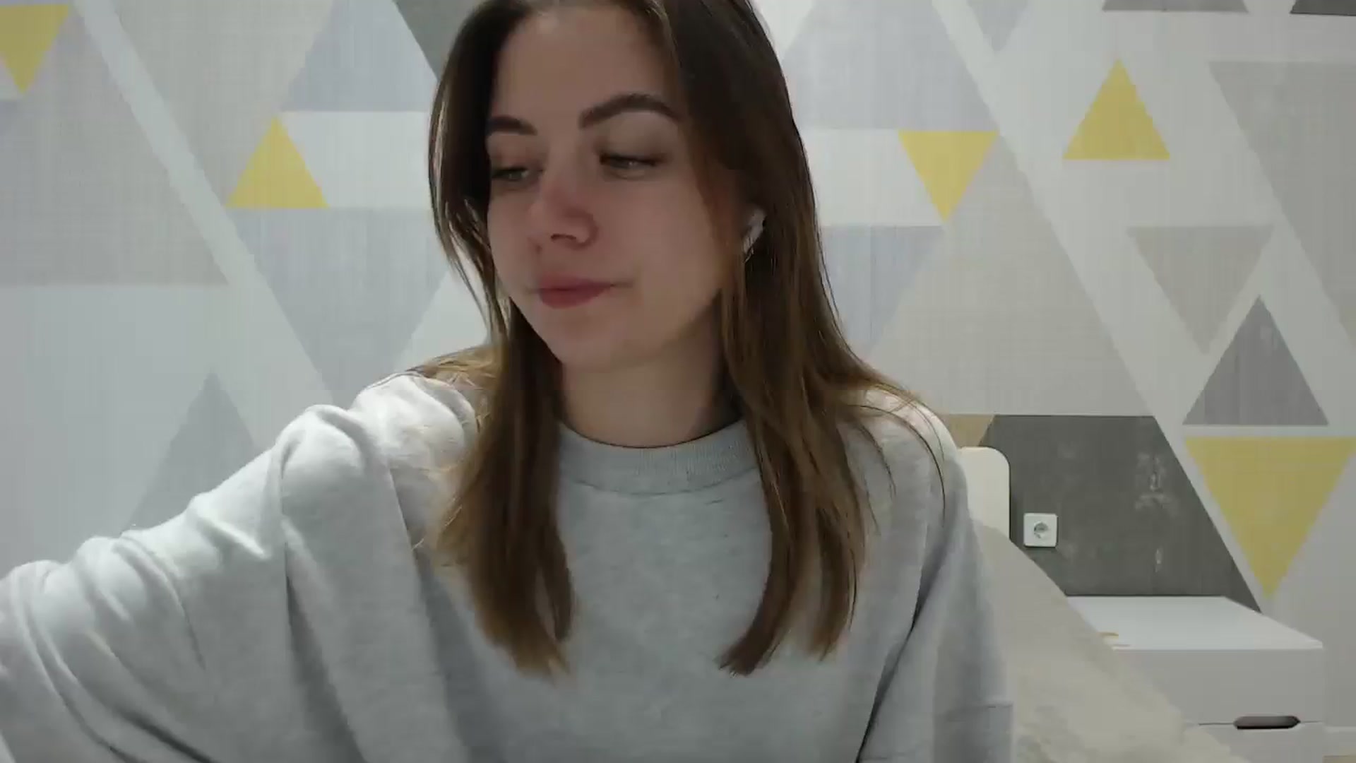 Gallery image thumbnail from Sulfate0's myfreecams stream on, 01/19/2025, 07:47 image 3 of 20