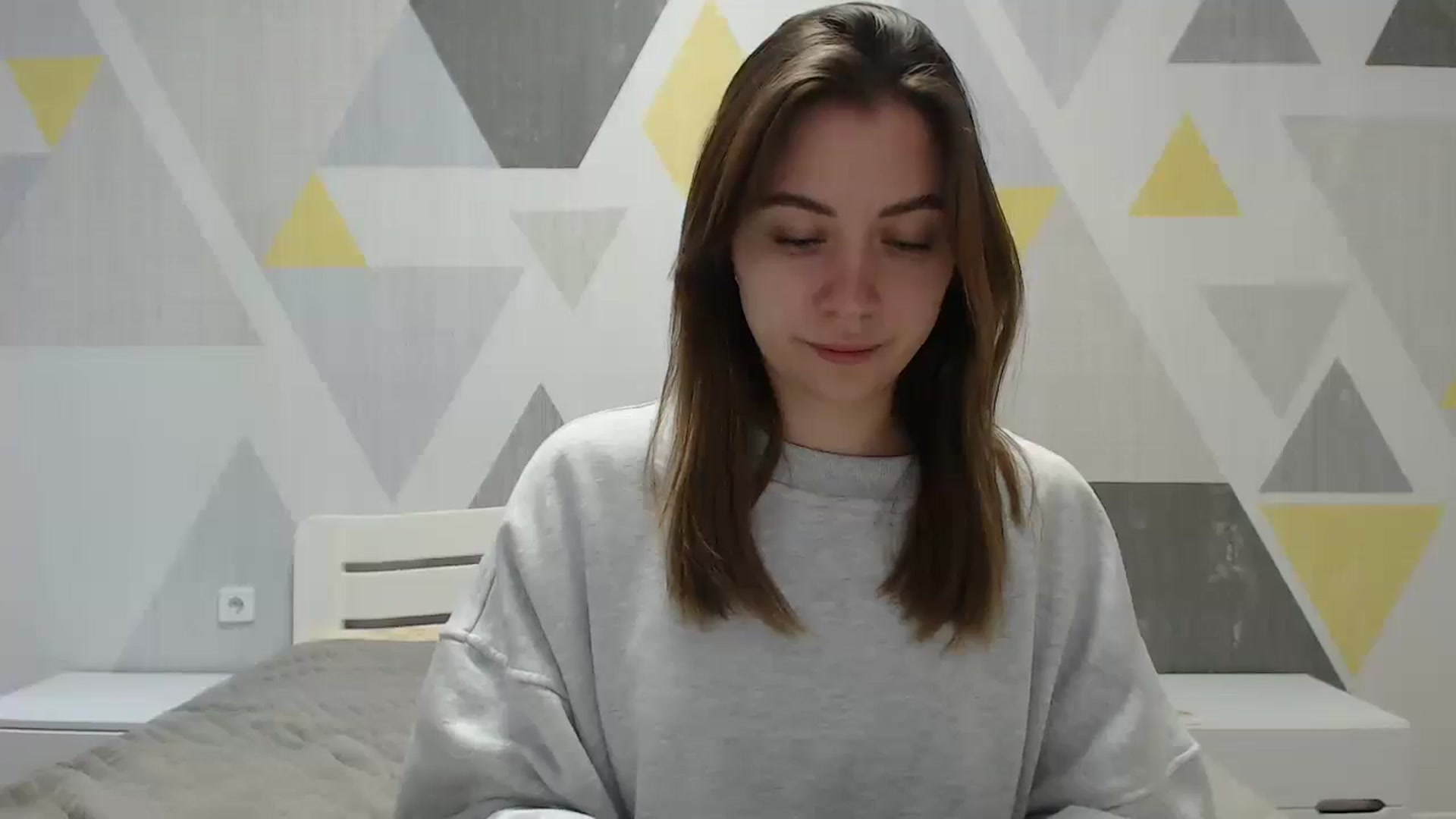 Gallery image thumbnail from Sulfate0's myfreecams stream on, 01/19/2025, 08:50 image 6 of 20