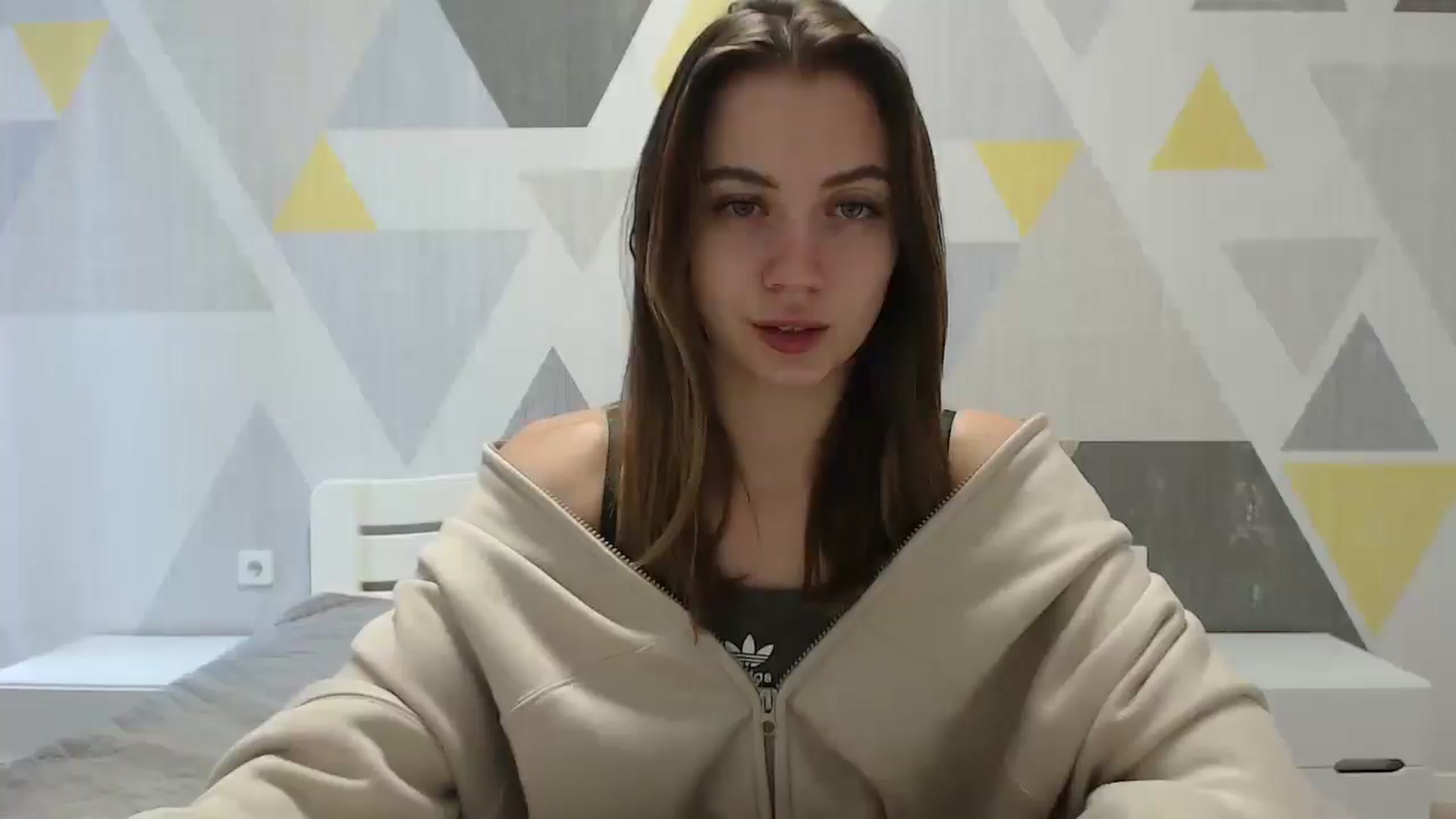 Gallery image thumbnail from Sulfate0's myfreecams stream on, 01/20/2025, 08:45 image 15 of 20