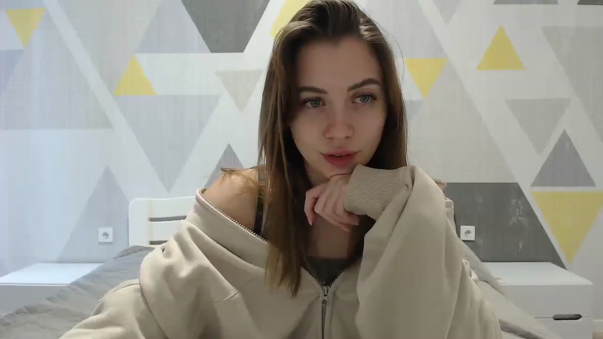 Gallery image thumbnail from Sulfate0's myfreecams stream on, 01/20/2025, 08:45 image 4 of 20