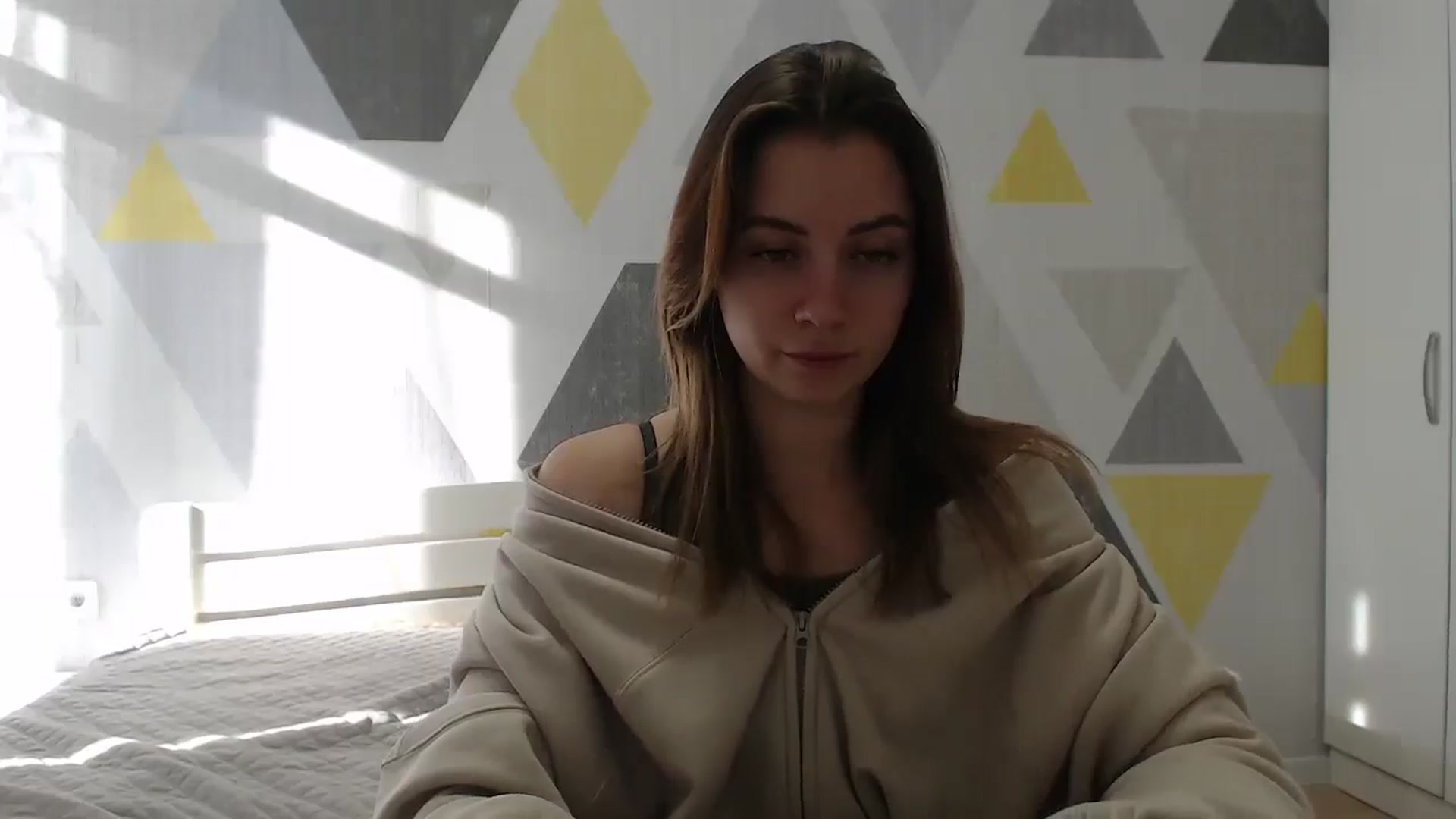 Gallery image thumbnail from Sulfate0's myfreecams stream on, 01/20/2025, 09:43 image 18 of 20