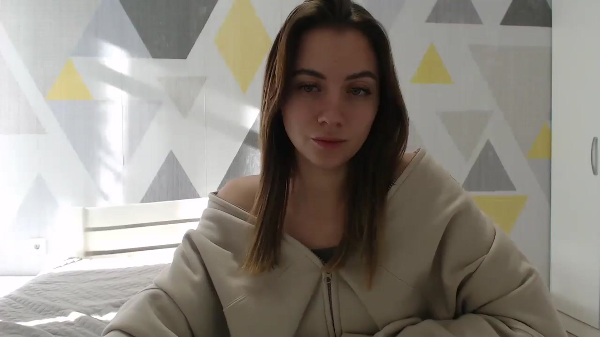 Gallery image thumbnail from Sulfate0's myfreecams stream on, 01/20/2025, 10:24 image 7 of 20