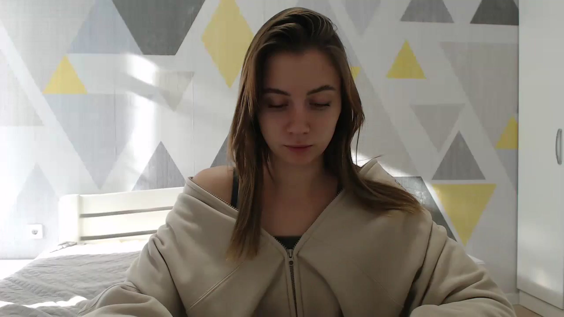 Gallery image thumbnail from Sulfate0's myfreecams stream on, 01/20/2025, 10:24 image 10 of 20