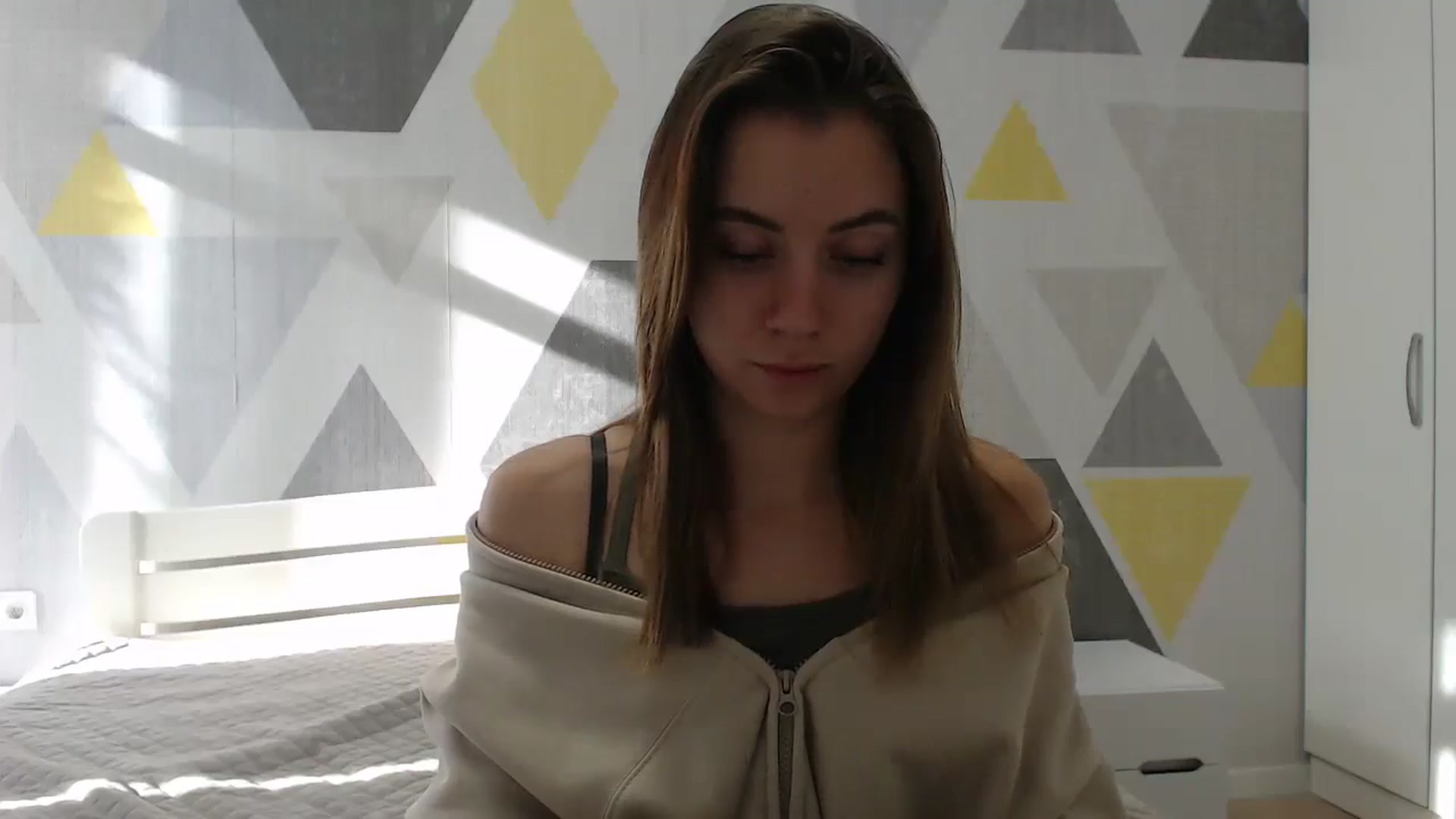 Gallery image thumbnail from Sulfate0's myfreecams stream on, 01/20/2025, 10:24 image 4 of 20