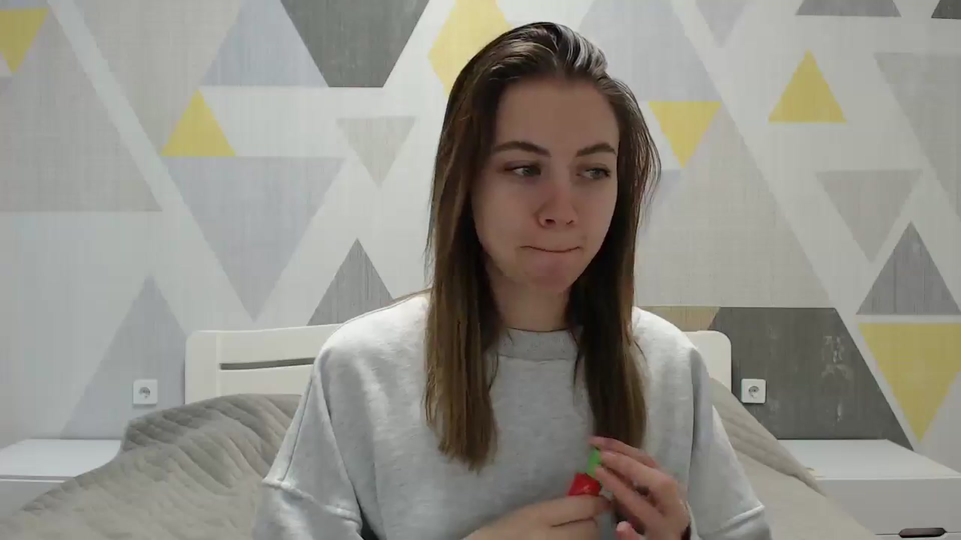Gallery image thumbnail from Sulfate0's myfreecams stream on, 01/21/2025, 07:37 image 4 of 20