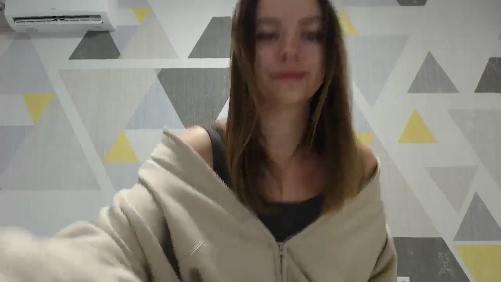 Gallery image thumbnail from Sulfate0's myfreecams stream on, 01/23/2025, 06:53 image 12 of 20
