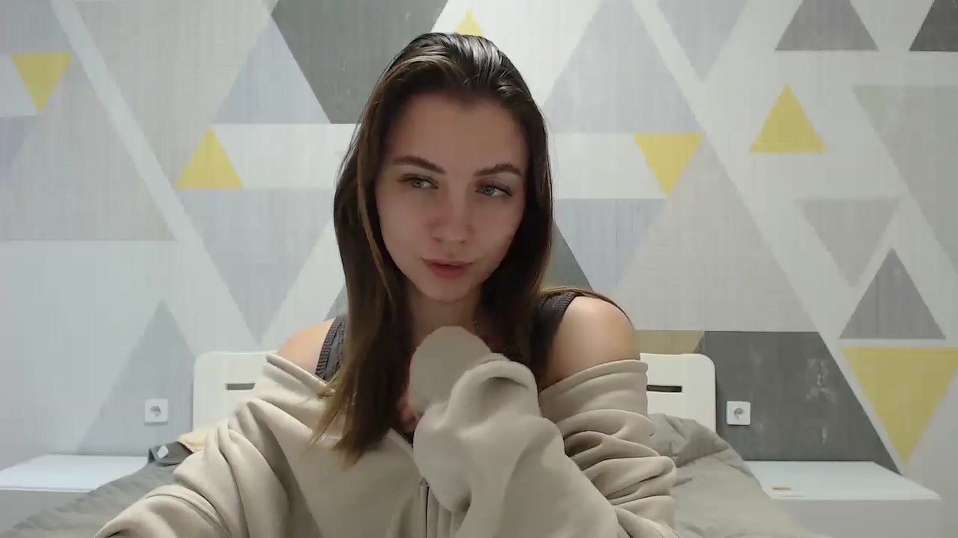 Gallery image thumbnail from Sulfate0's myfreecams stream on, 01/23/2025, 10:33 image 20 of 20